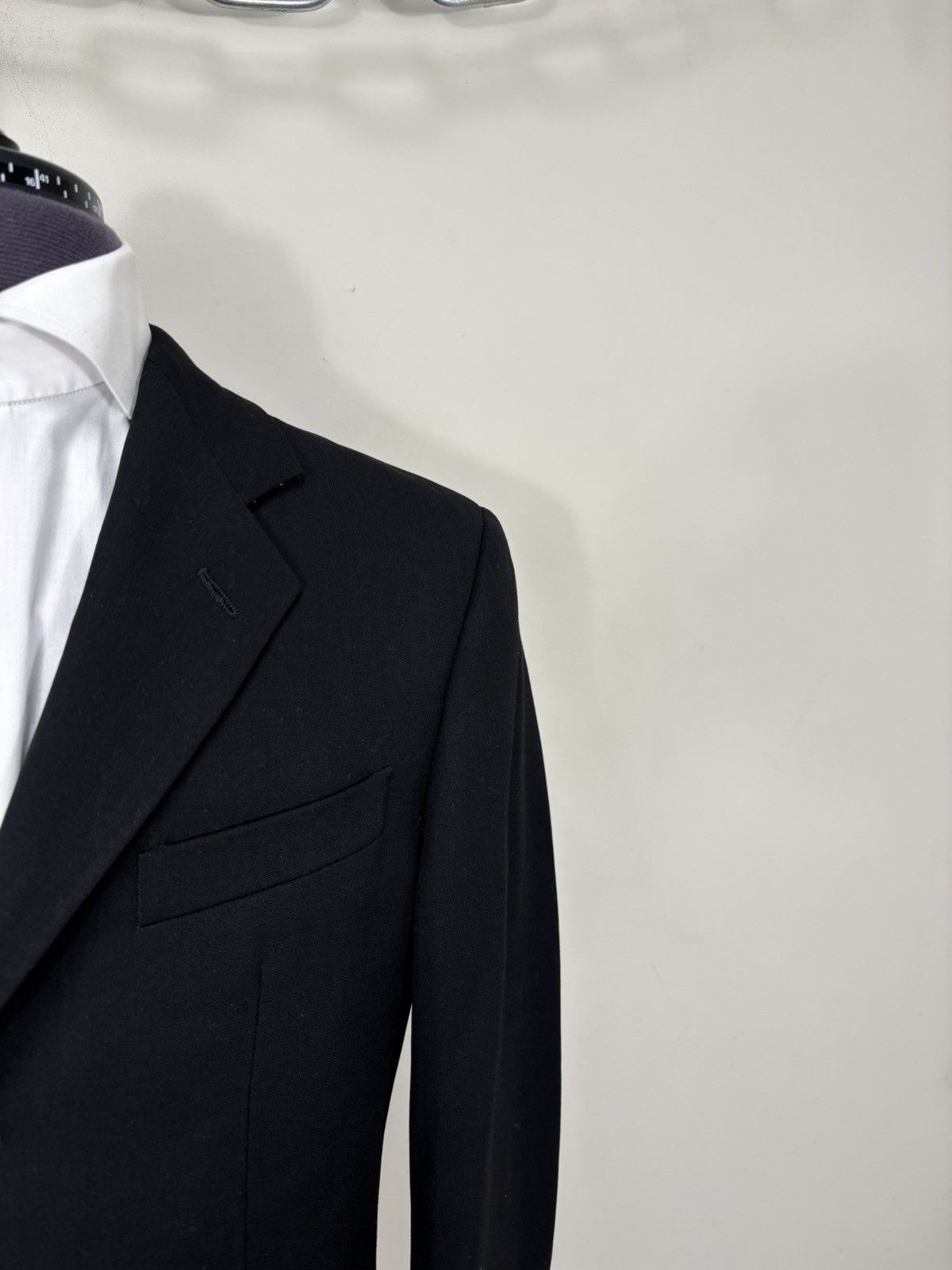 Armani Collezioni Armani Collezioni Men’s Black Wool Blazer Jacket Sport Coat Size 36R - 3 Thumbnail