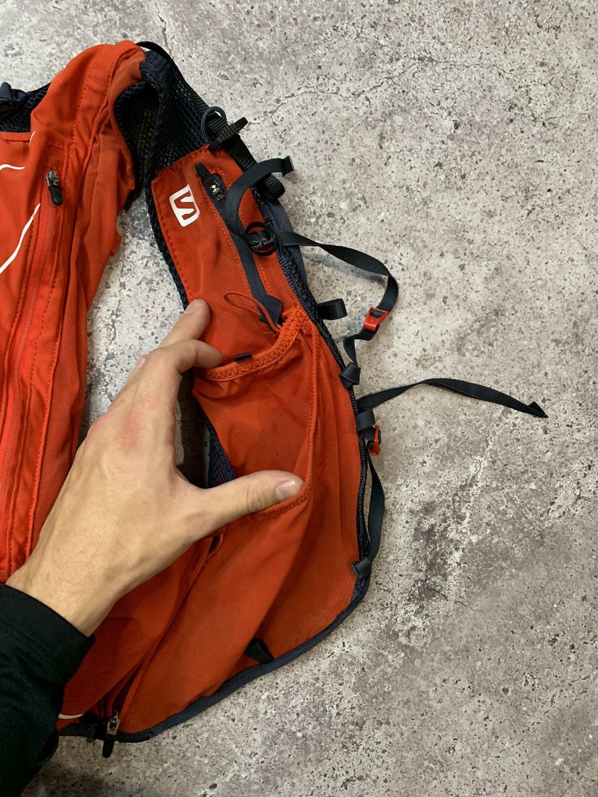 Salomon 00s Salomon Vintage Backpack Bondage bag vest Size ONE SIZE - 8 Thumbnail