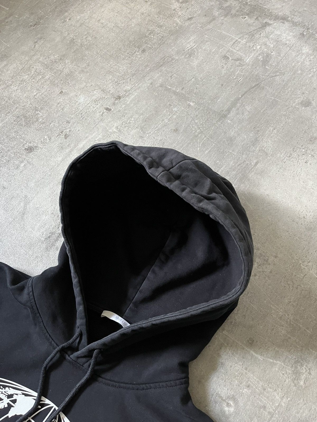 Helmut Lang Helmut Lang „ As The World Turns” black hoodie Size US M / EU 48-50 / 2 - 7 Thumbnail