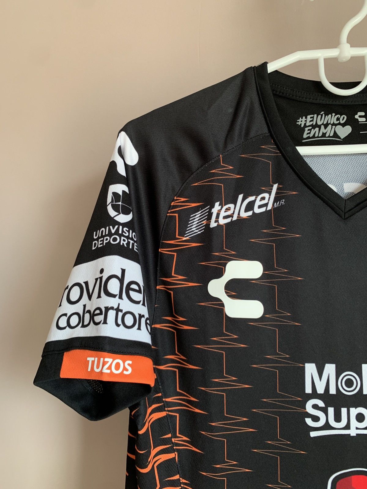 Other Pachuca Away Football Shirt Soccer Jersey Size Small Size US S / EU 44-46 / 1 - 3 Thumbnail
