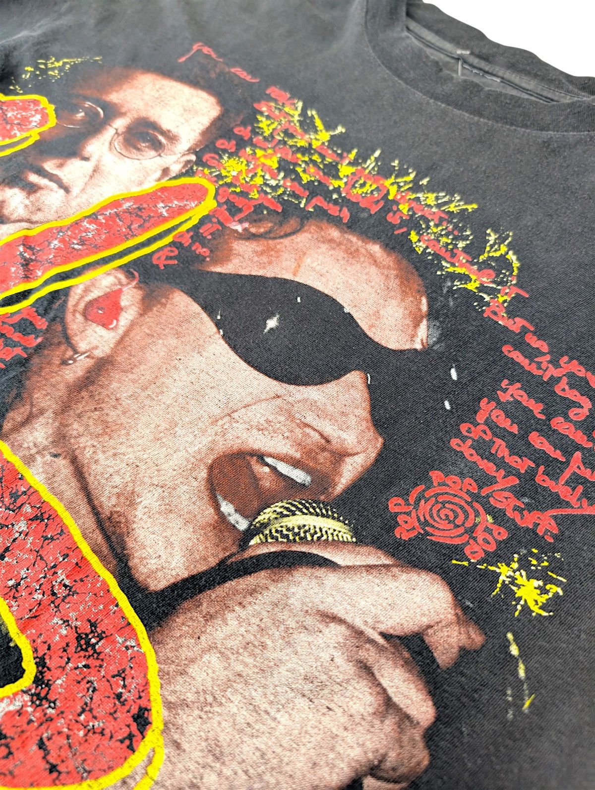 Vintage U2 Vintage 90s Single Stiched Rap Graphic Tee Merch Band Size US L / EU 52-54 / 3 - 14 Thumbnail