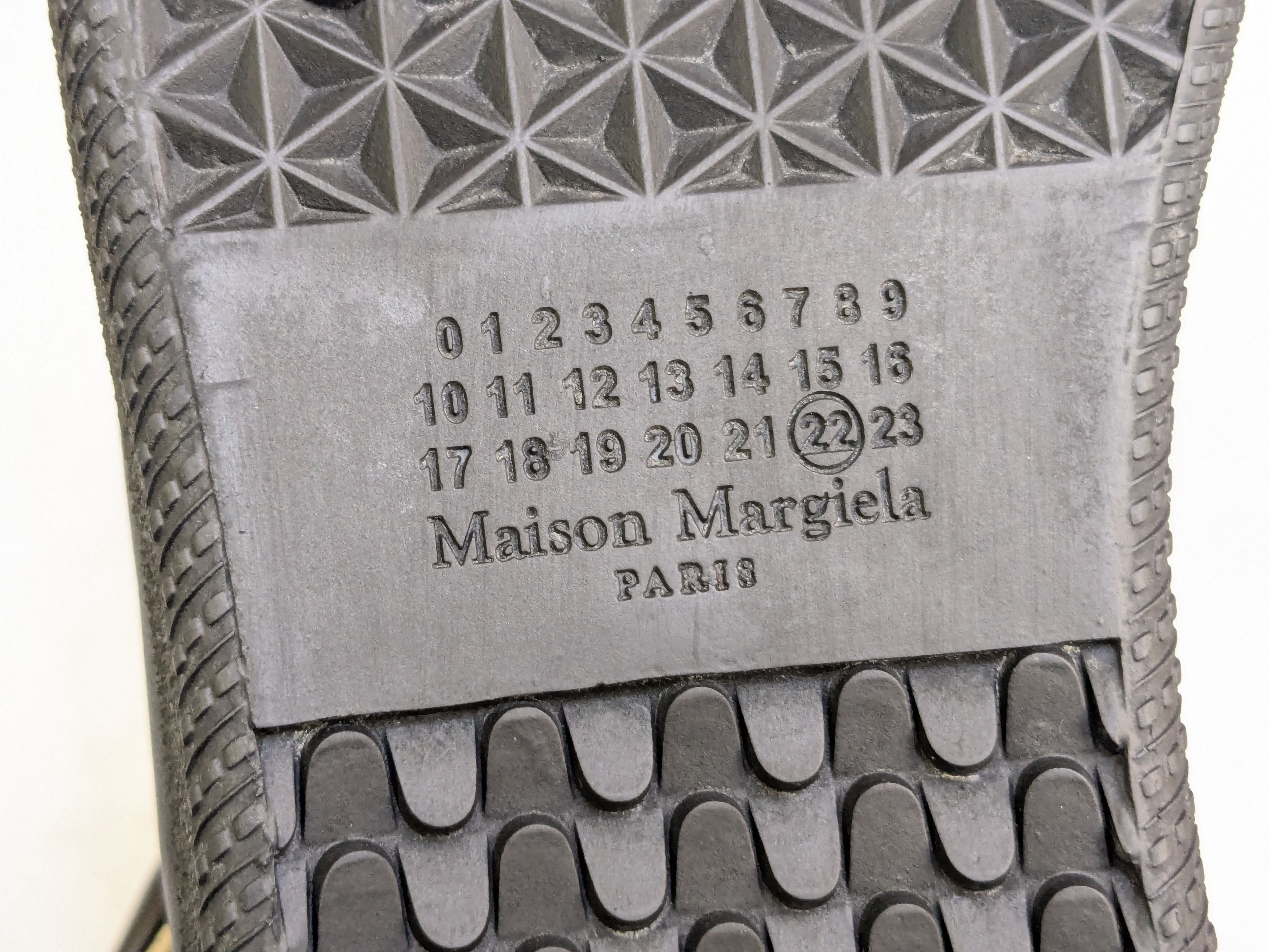 Maison Margiela Maison Margiela Future Sneakers Black 10 43 High Tops Size US 10 / EU 43 - 18 Thumbnail