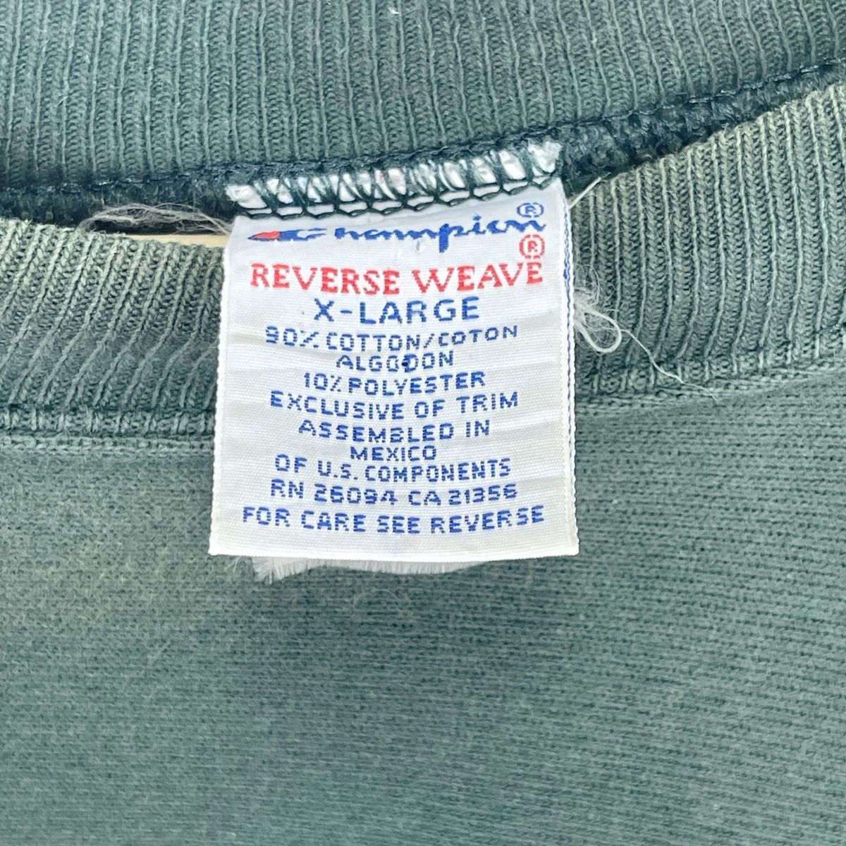 Champion × Vintage 90’s Champion Reverse Weave Sweatshirt Size US L / EU 52-54 / 3 - 5 Thumbnail