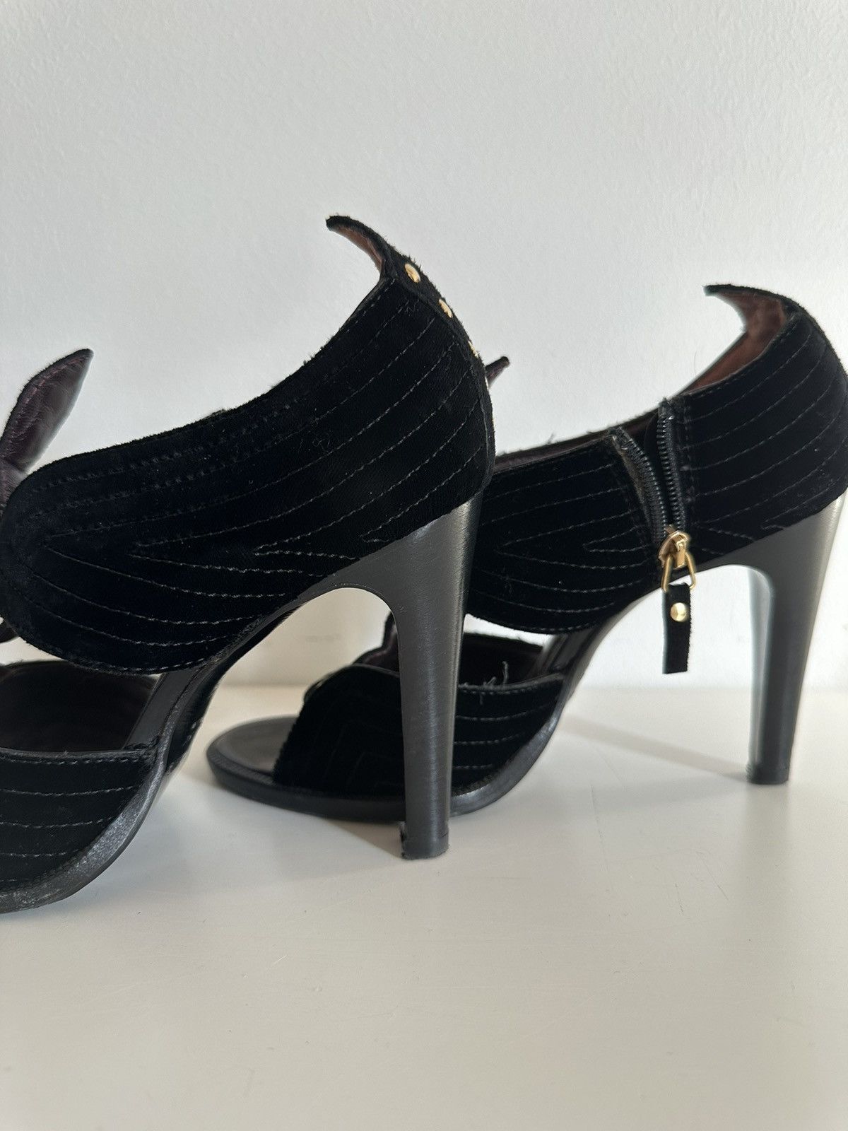 Vanessa Bruno Gold studded Vanesa Bruno velvet heels Size US 8 / IT 38 - 5 Thumbnail