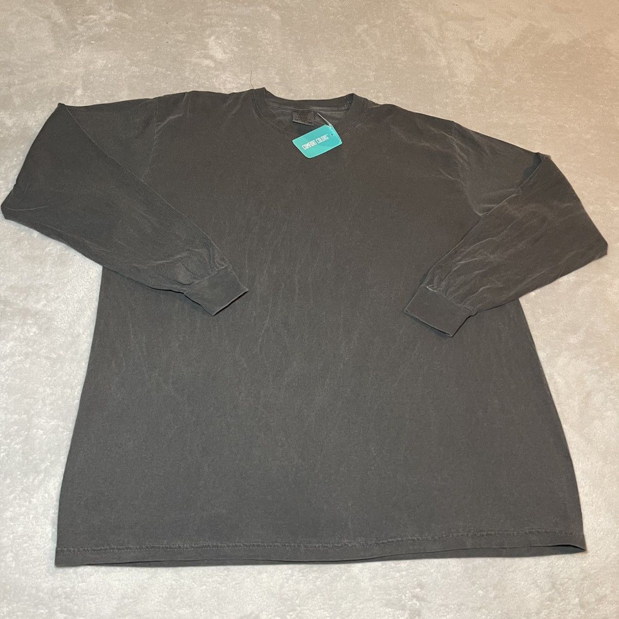 Comfort Colors Comfort Colors Adult Long Sleeve T-Shirt Gray XL Brand NEW Size US XL / EU 56 / 4 - 1 Thumbnail