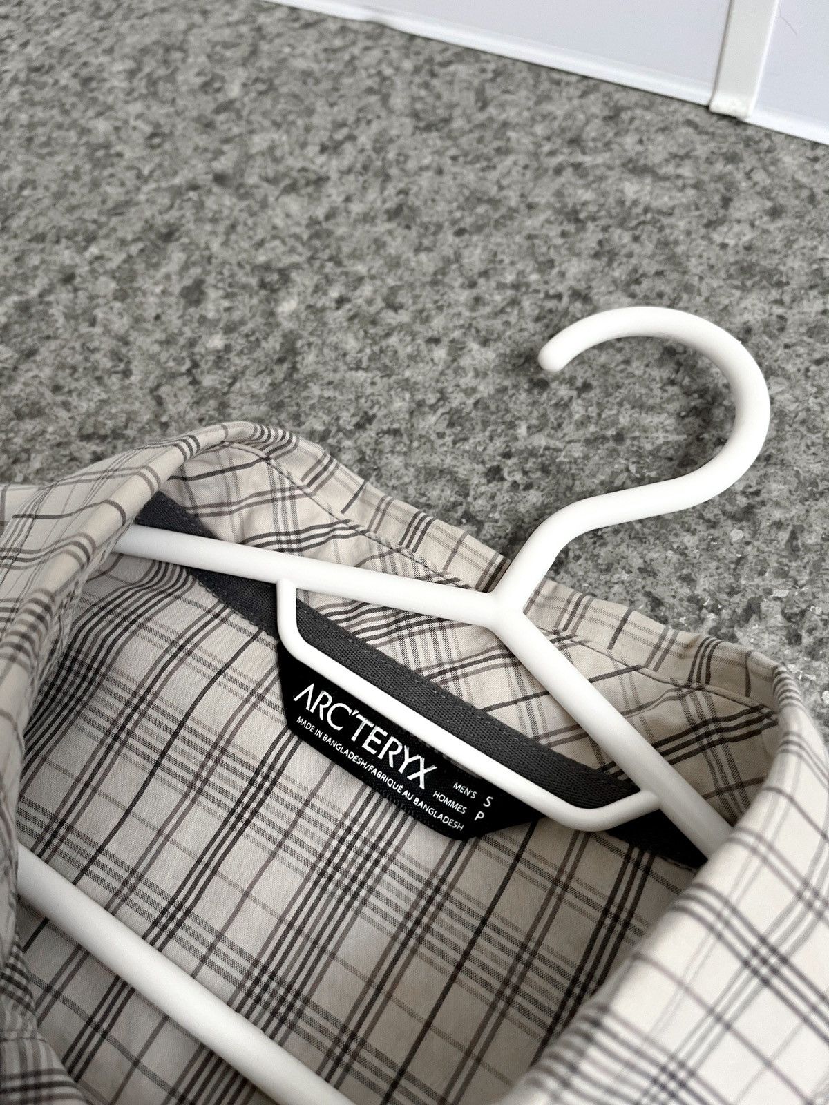 Arc'teryx Arc’teryx button up mens shirt sz S Size US S / EU 44-46 / 1 - 3 Thumbnail