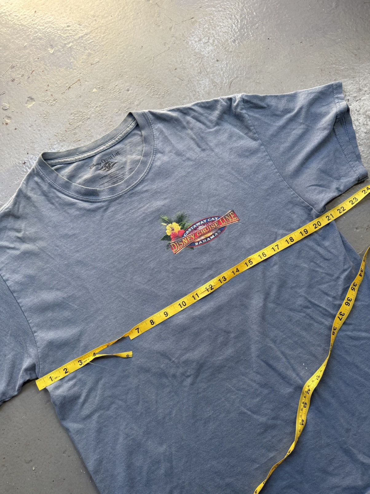 Disney Disney cruise bahamas tee Size US L / EU 52-54 / 3 - 7 Thumbnail