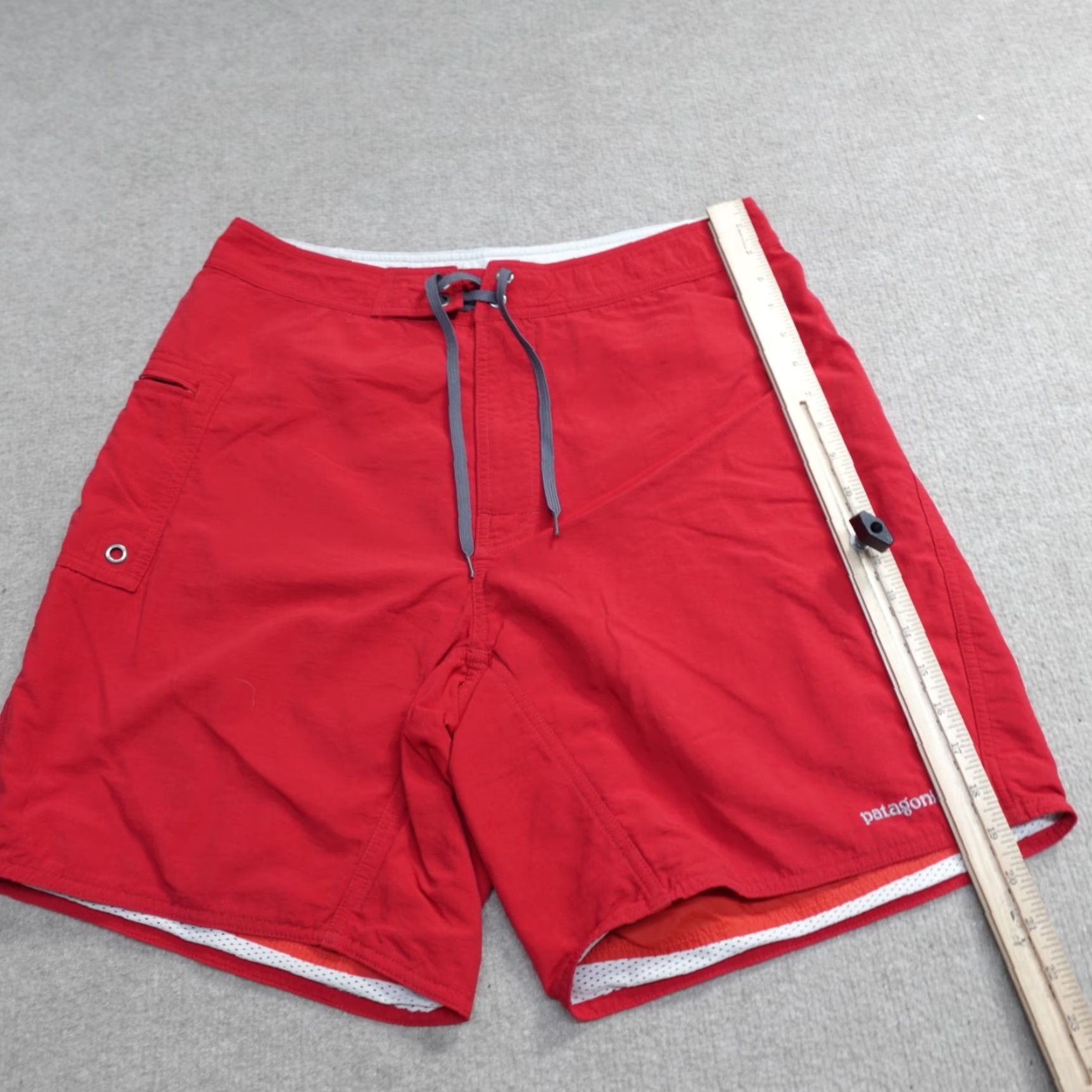 Patagonia Patagonia Board Shorts 33 Red Nylon Pocket Hybrid Mens Size US 33 - 2 Thumbnail