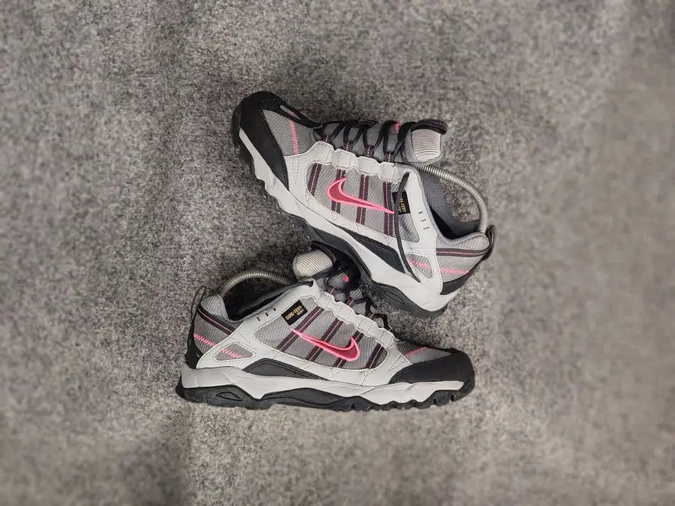 Vintage Nike ACG Trac Trail Gore Tex Shoes Sneakers Outdoor