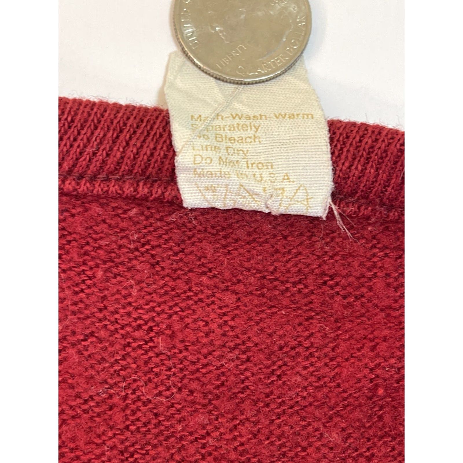 Vintage VINTAGE University of Pennsylvania 1960s Historic Sweater Red Cotton Mens Small Size US S / EU 44-46 / 1 - 3 Thumbnail