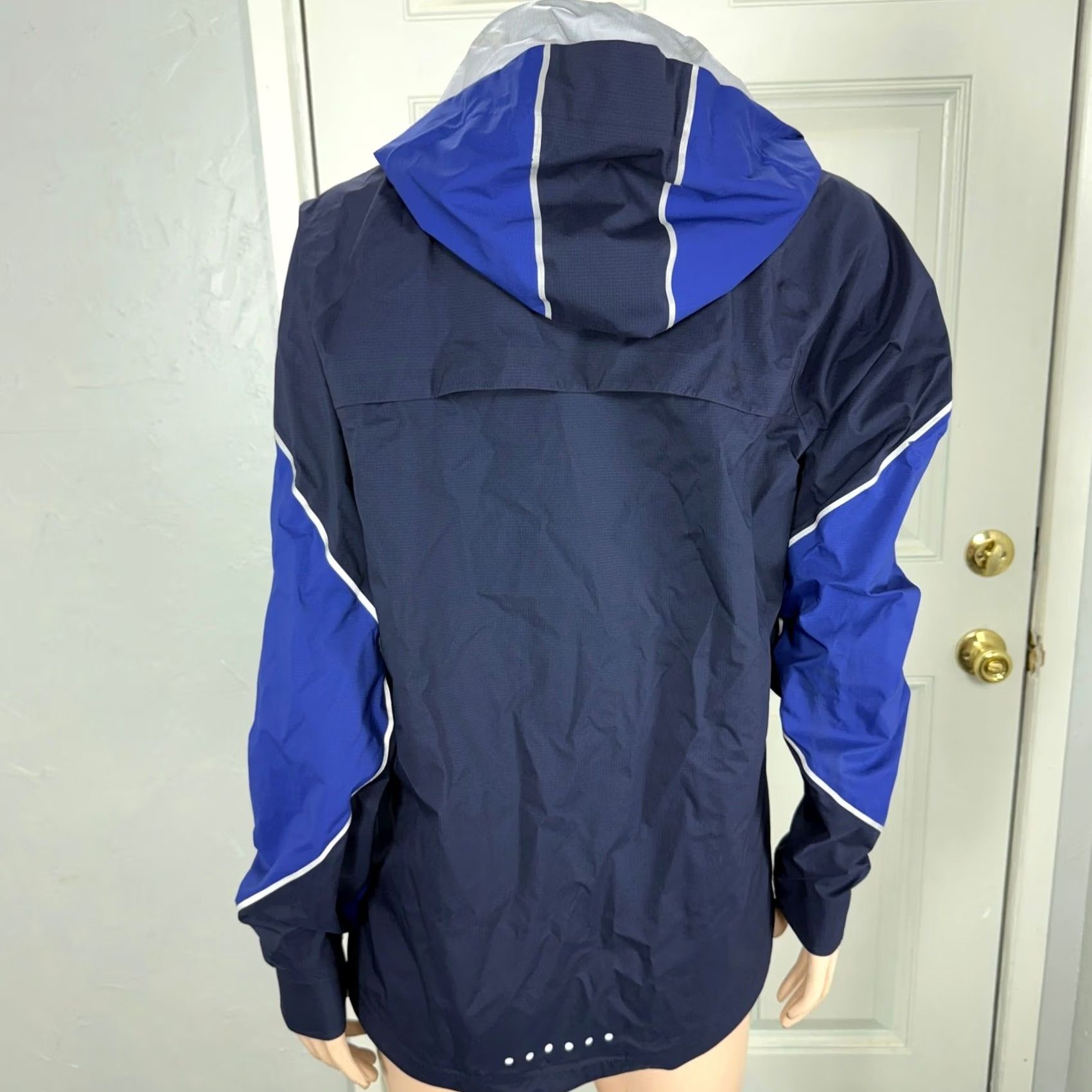 Nike Nike Jacket Mens L Blue Hyper shield Running Zip Lightweight Hooded Rain Coat P16 Size US L / EU 52-54 / 3 - 3 Thumbnail