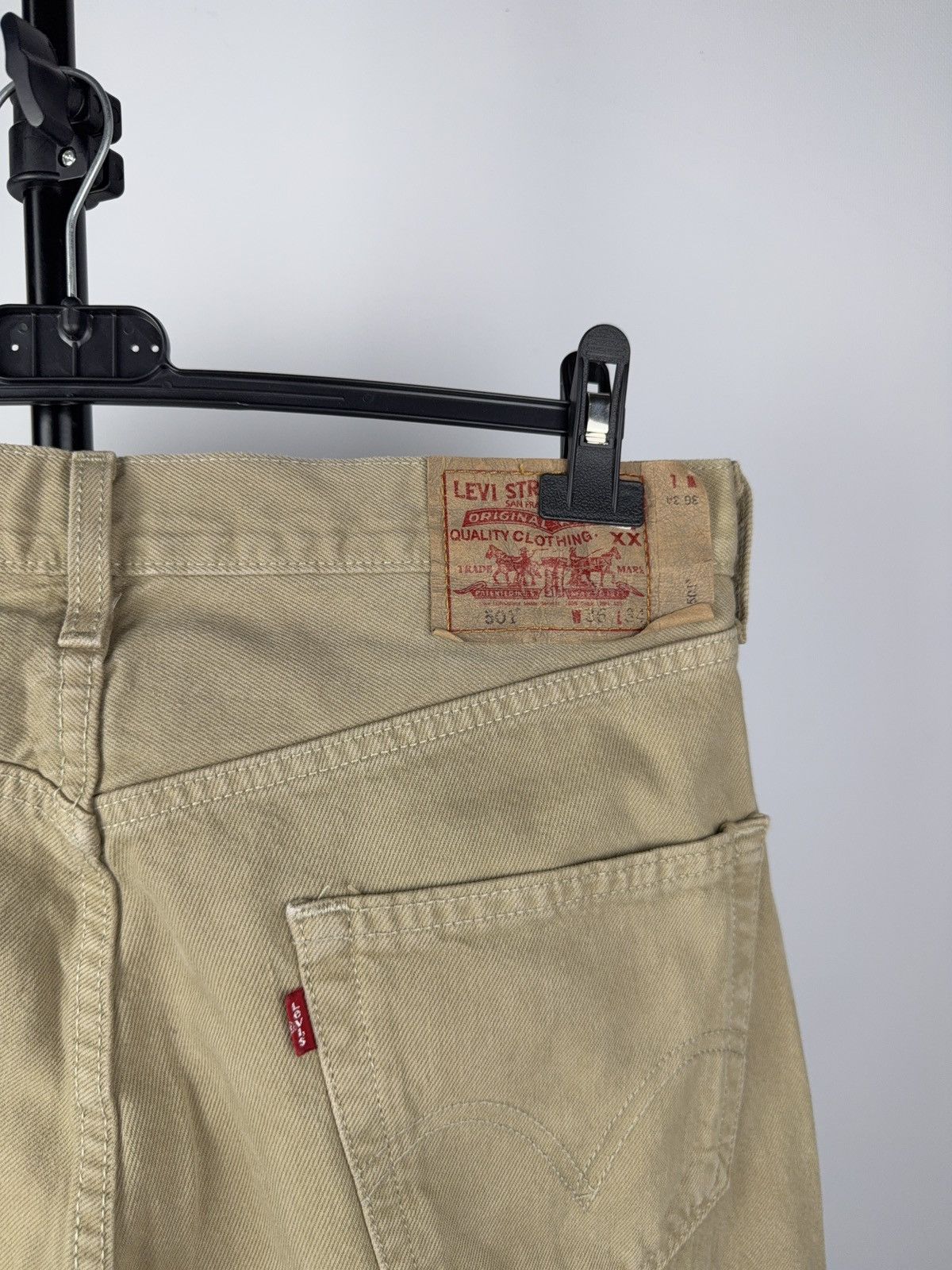 Levi's × Levi's Vintage Clothing Vintage 00s Levi’s 501 Beige Straight Fit Denim Jeans Size US 35 - 12 Thumbnail