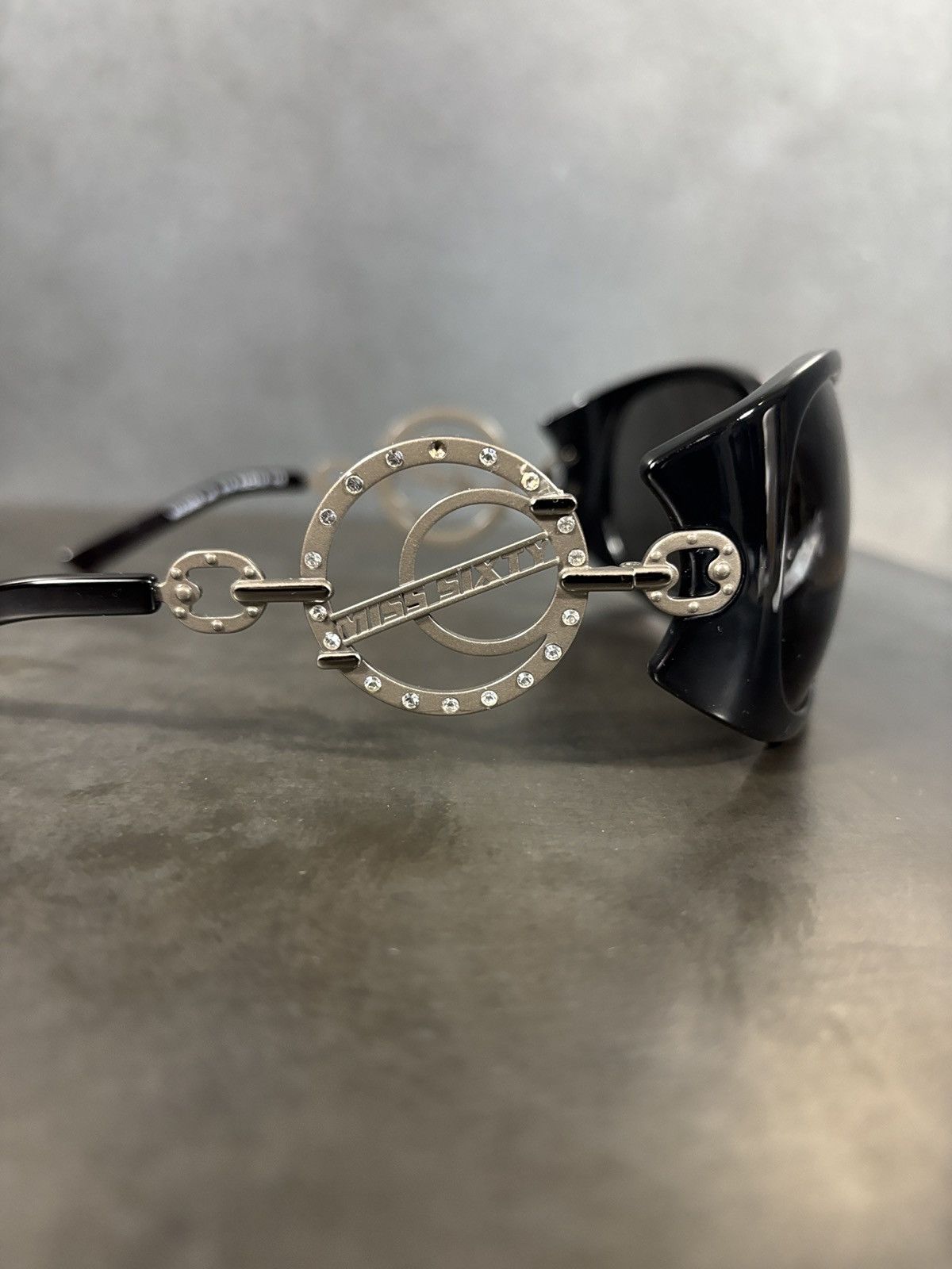 Miss Sixty Vintage Miss Sixty Sunglasses Y2K 2000s Oversized Rhinestone Size ONE SIZE - 5 Thumbnail