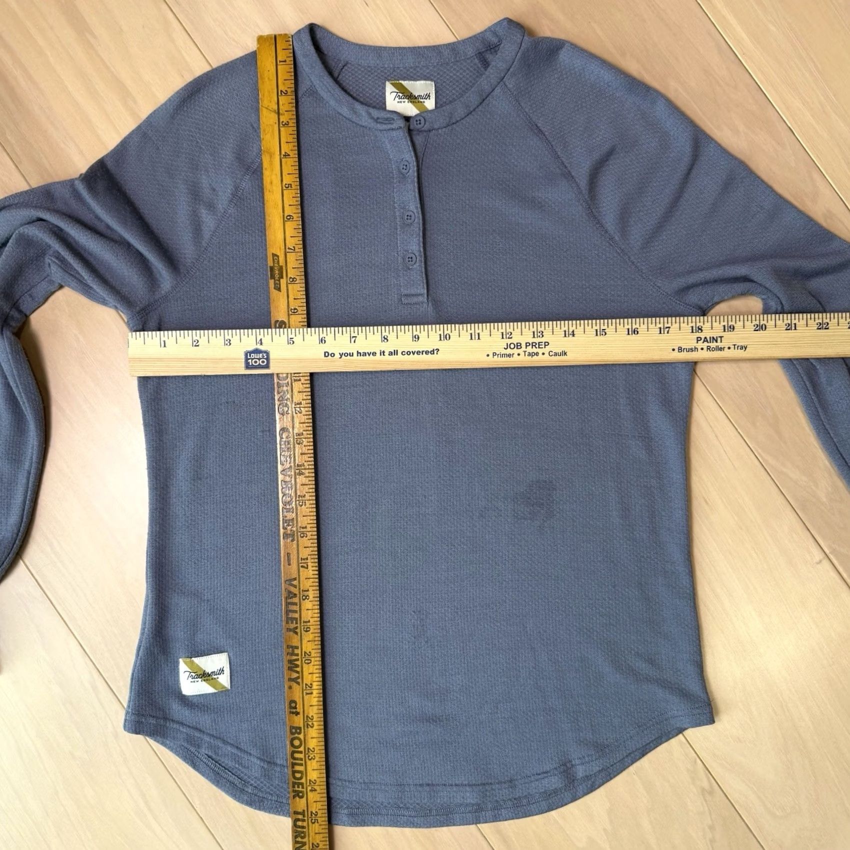 Vintage Tracksmith Merino Henley Shirt Women's M Blue Wool Long Sleeve Running Size S / US 4 / IT 40 - 2 Thumbnail