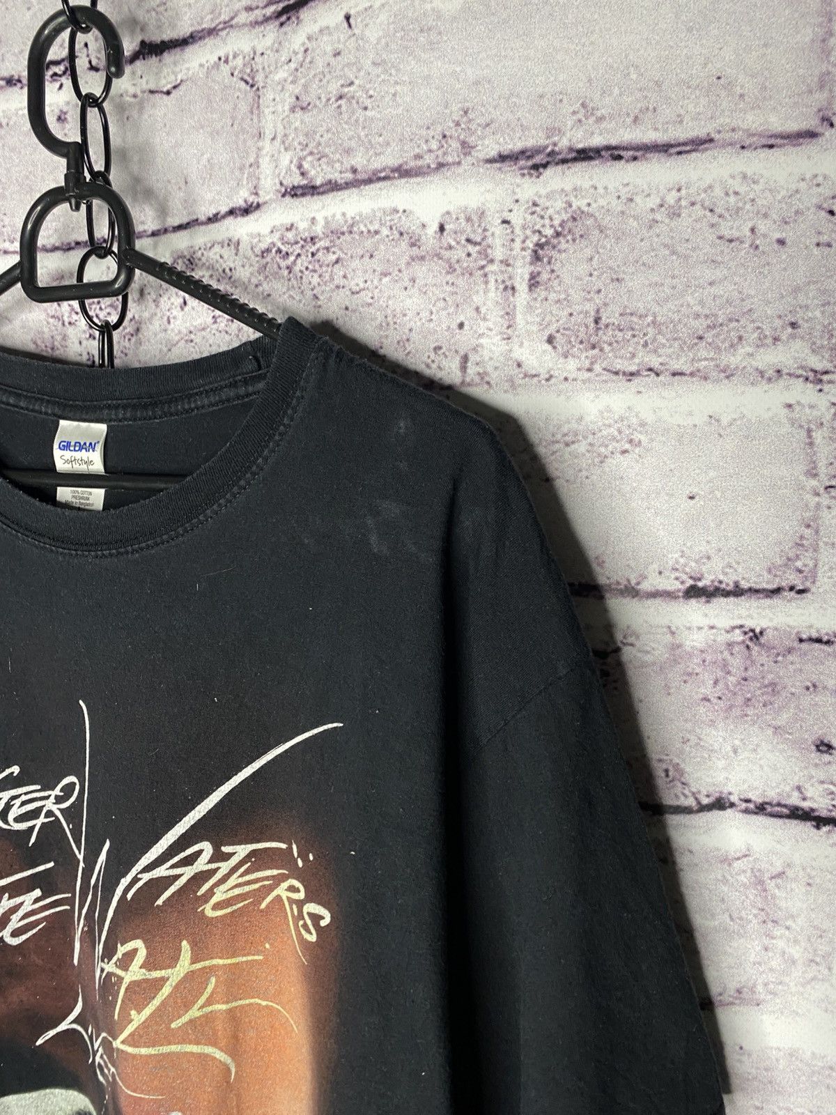 Band Tees Men's Vintage 2013 Opium Roger Waters The Wall Live Tee & Size US L / EU 52-54 / 3 - 2 Thumbnail