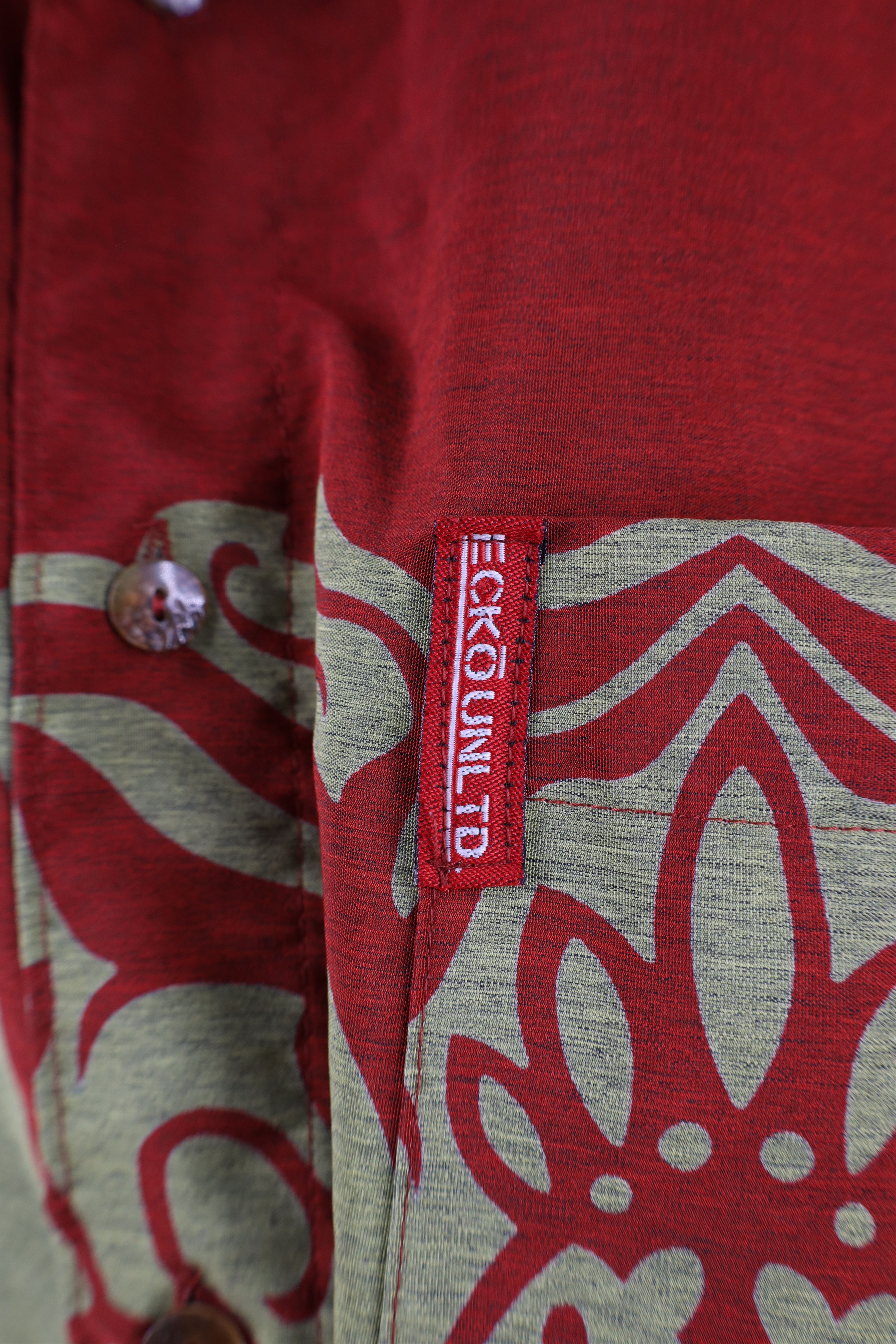 Marc Ecko × Vintage Vintage 90s Marc Ecko Tribal Scorpion Hawaiian Button Shirt Size US XL / EU 56 / 4 - 5 Thumbnail