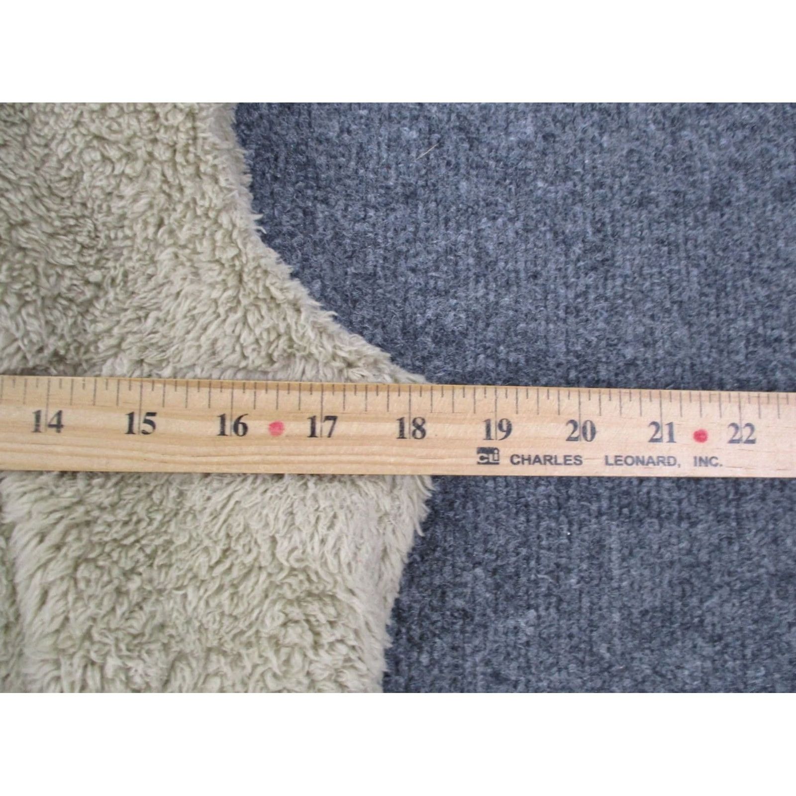 Patagonia Patagonia Vest Beige Fleece Fuzzy Outdoor Camping Womens L Size L / US 10 / IT 46 - 5 Thumbnail