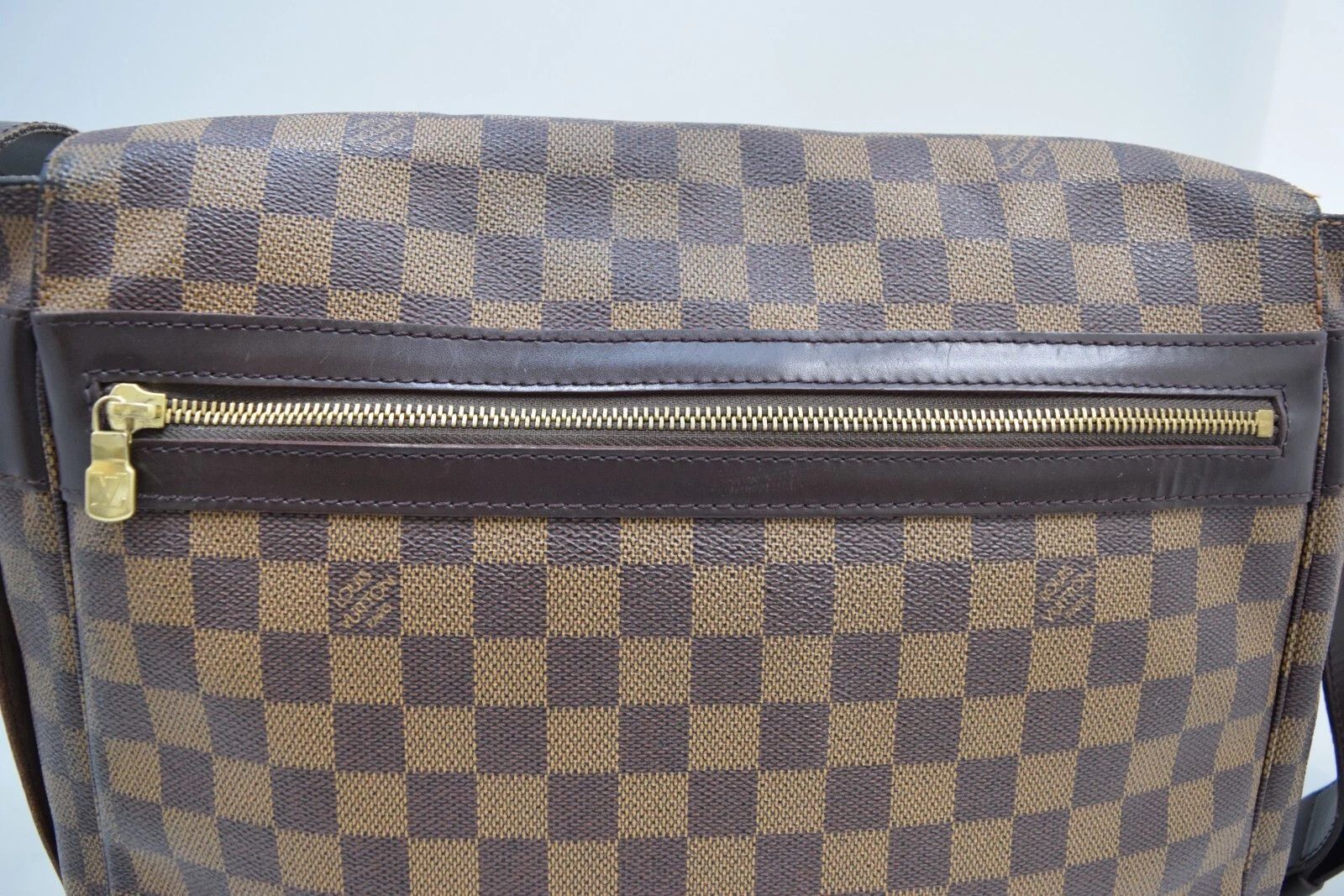 Louis Vuitton Louis Vuitton Bastille Damier Ebene Crossbody Bag N45258 Size ONE SIZE - 14 Thumbnail