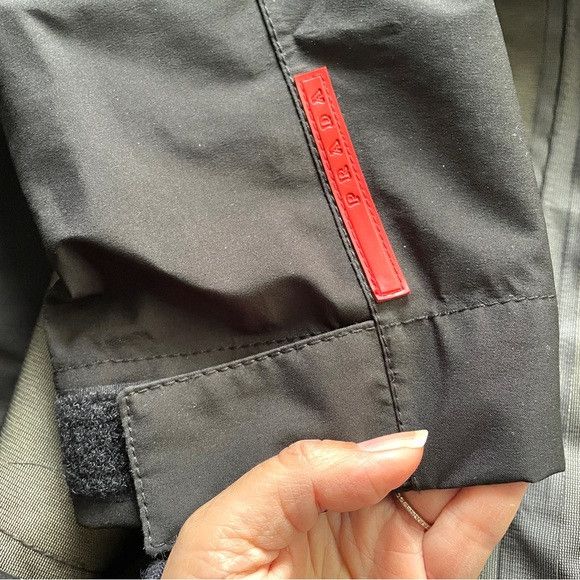Prada Prada Black Goretex Jacket - 50IT, M / L ***shell only*** Size US M / EU 48-50 / 2 - 9 Thumbnail