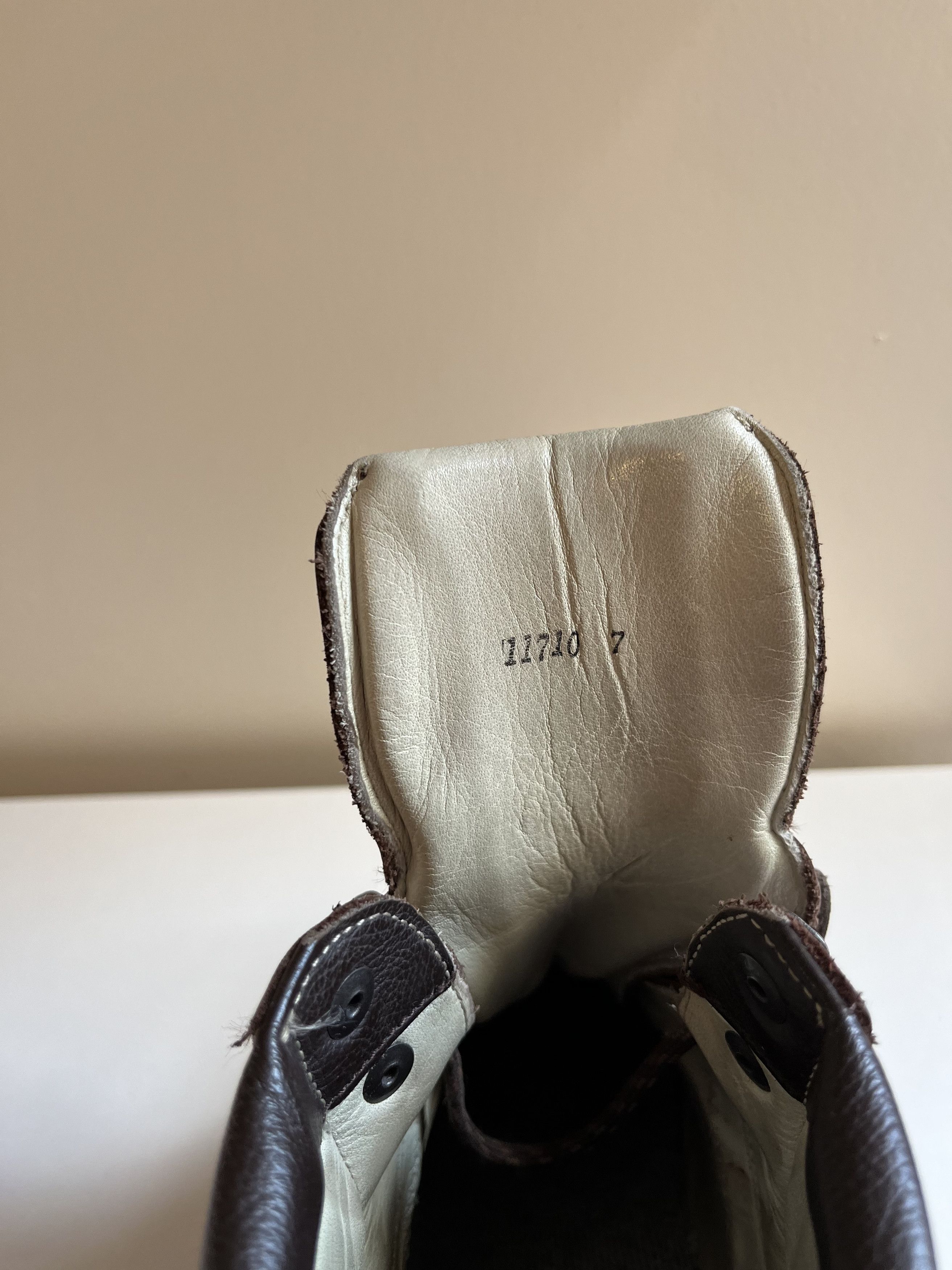 Hanwag Grunten Leather Boots Size US 7 / EU 40 - 8 Thumbnail