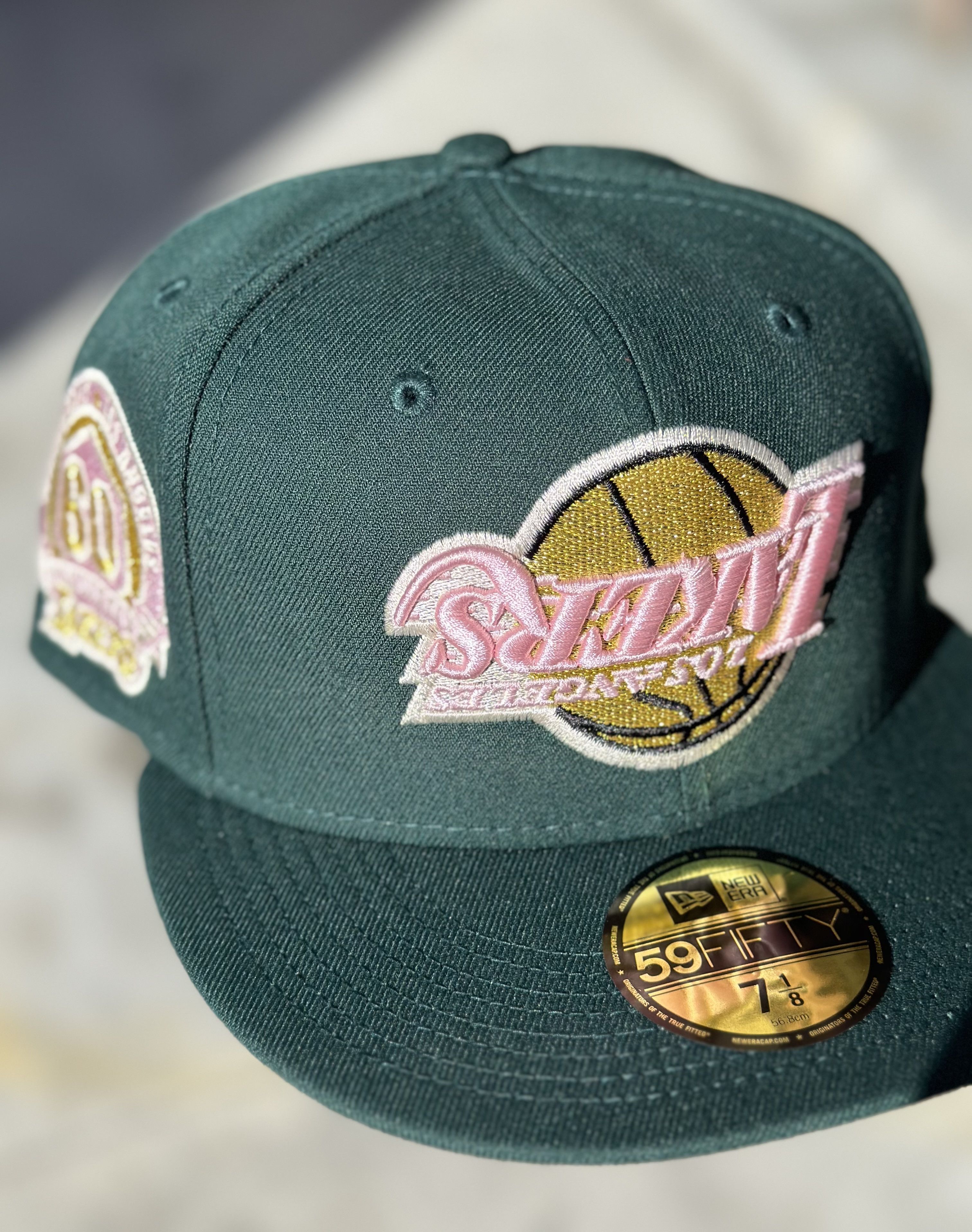 Hat Club 7 1/8 LA Lakers 60th Anniversary Fitted Size ONE SIZE - 1 Thumbnail