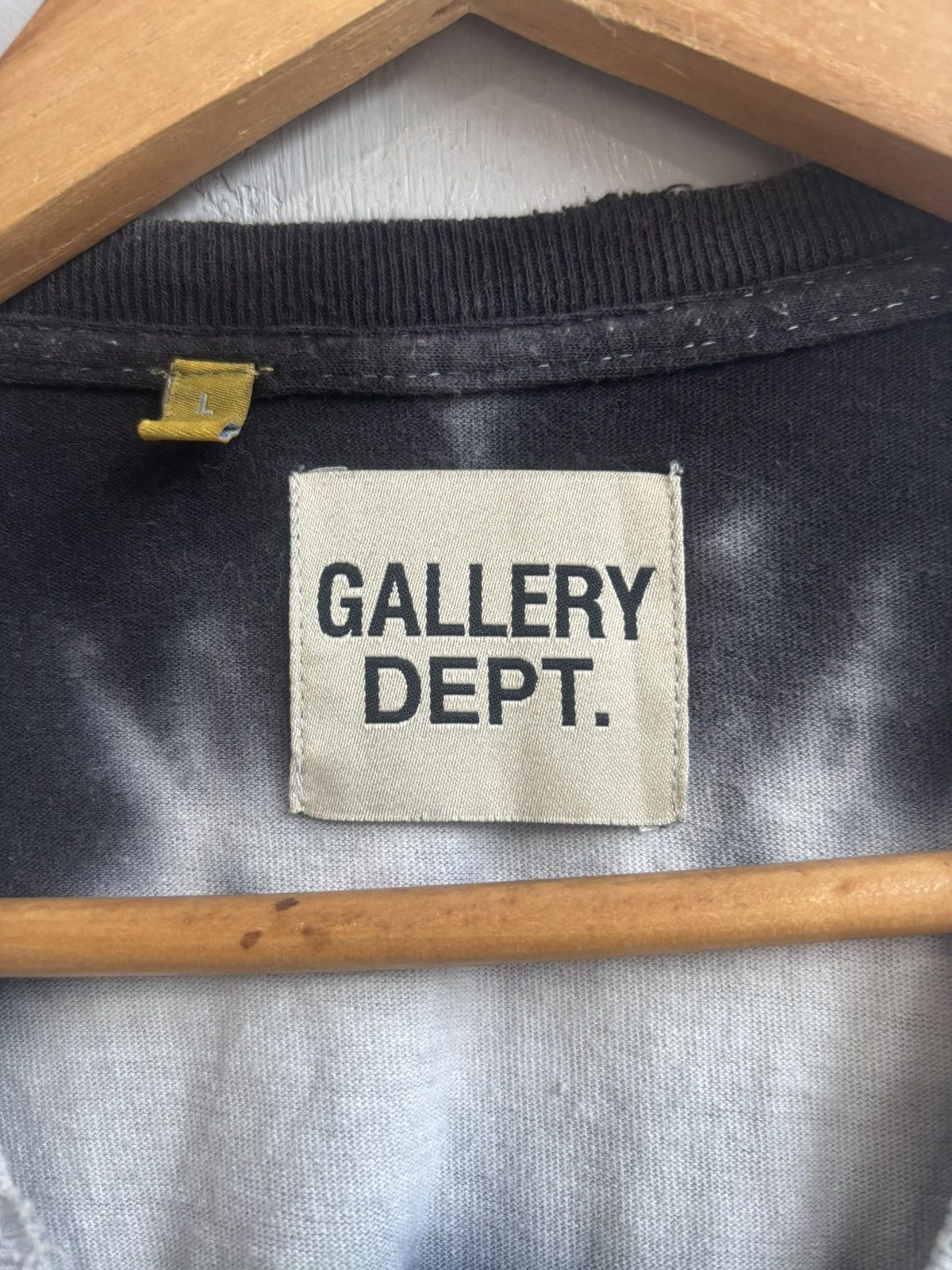 Gallery Dept. Gallery Dept peace tie dye tee Size US L / EU 52-54 / 3 - 6 Thumbnail