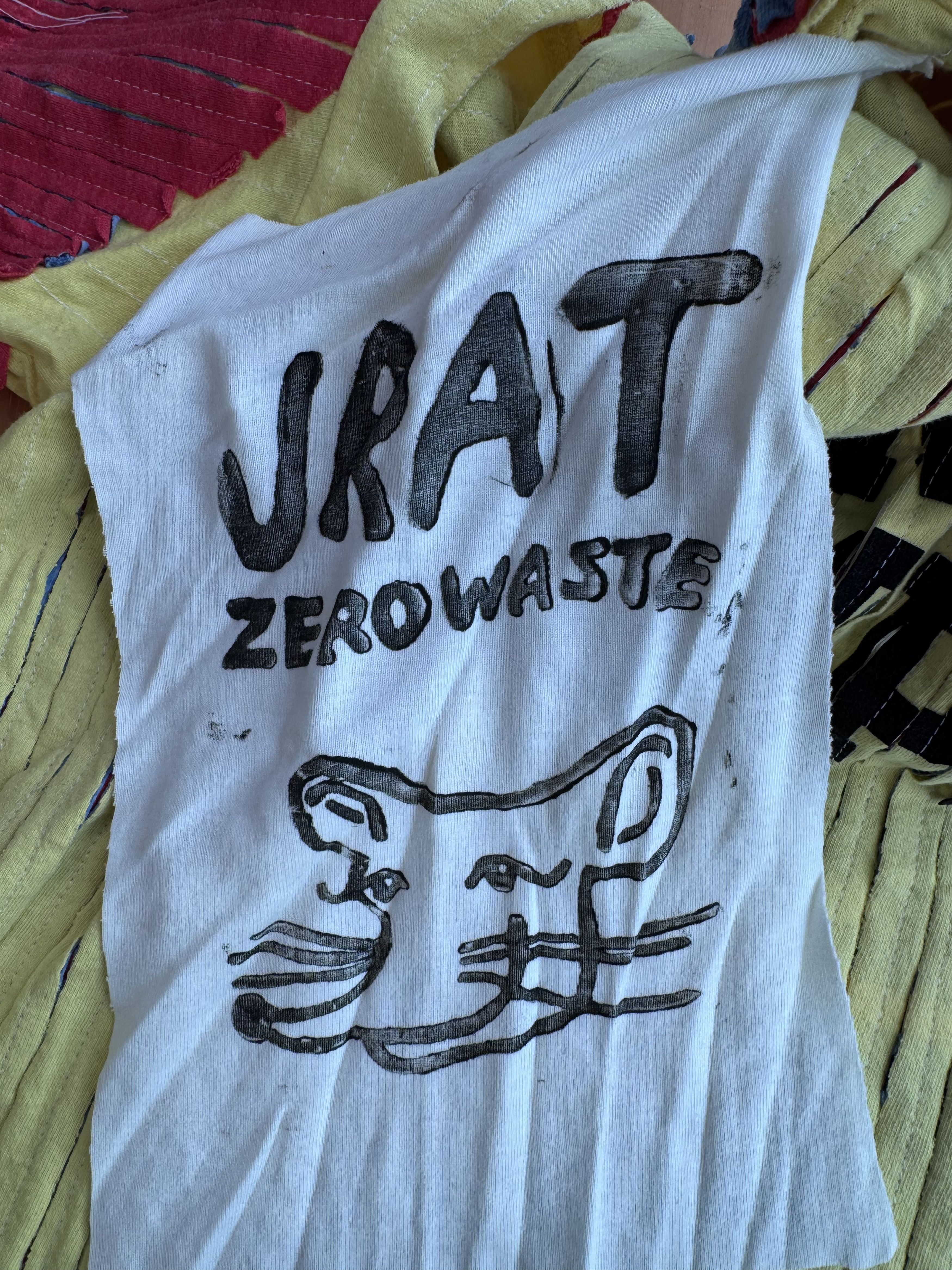 Japanese Brand JRAT 1/1 Reconstructed T-shirt Size US M / EU 48-50 / 2 - 5 Thumbnail