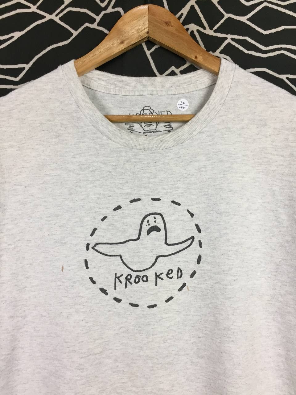 Krooked Krooked Skateboarding Mark Gonzales Crying Ghost Logo Tee Size US L / EU 52-54 / 3 - 4 Thumbnail