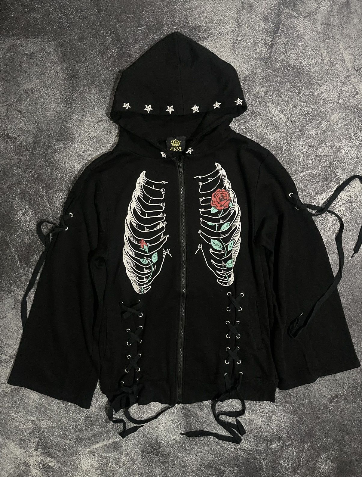 image of If Six Was Nine x Le Grande Bleu L G B Y2K Listen Flavor Seditionaries Skull Hoodie in Black (Size 