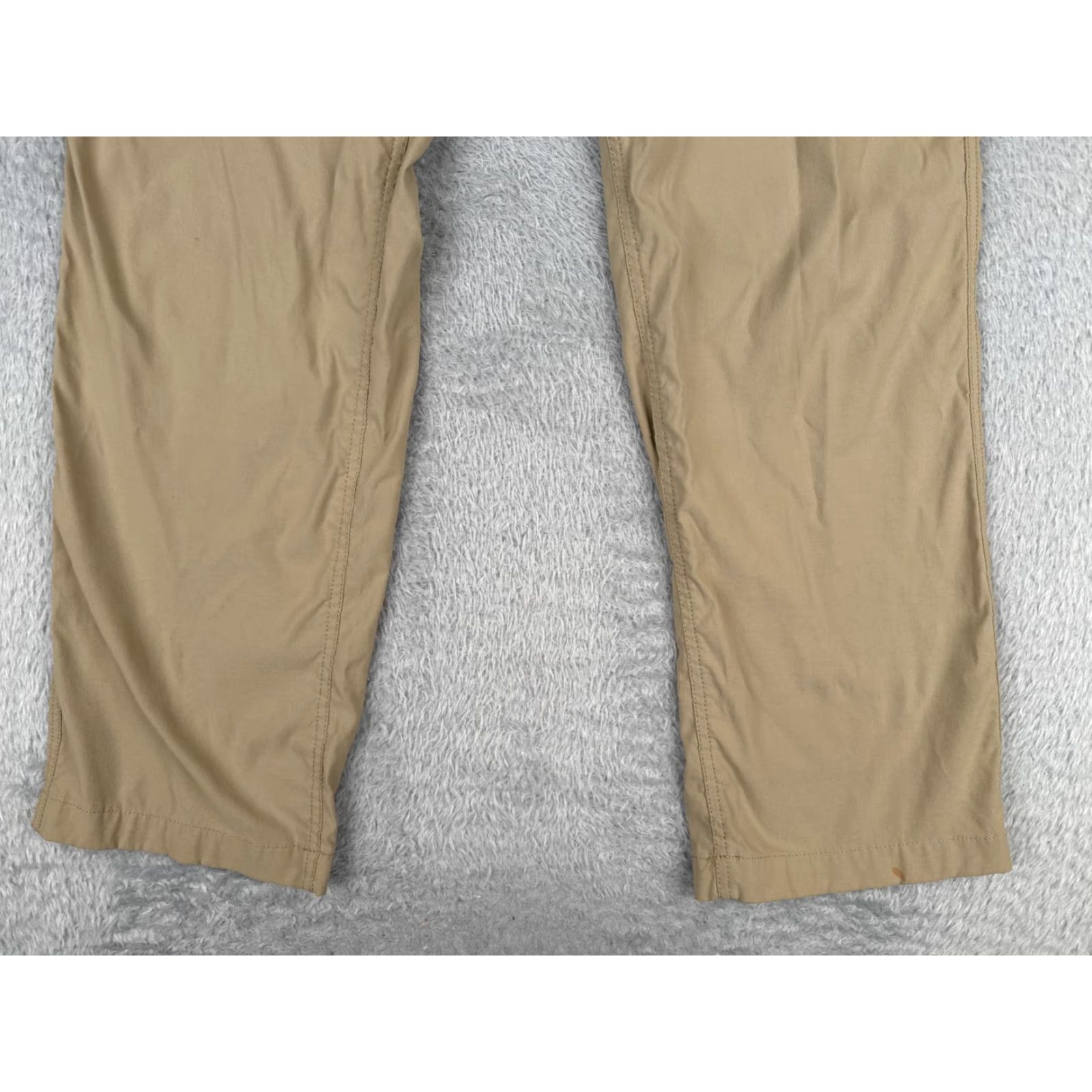 Eddie Bauer Eddie Bauer Pants Men Regular Cargo Straight Brown 33 Nylon Read Me Size US 33 - 2 Thumbnail