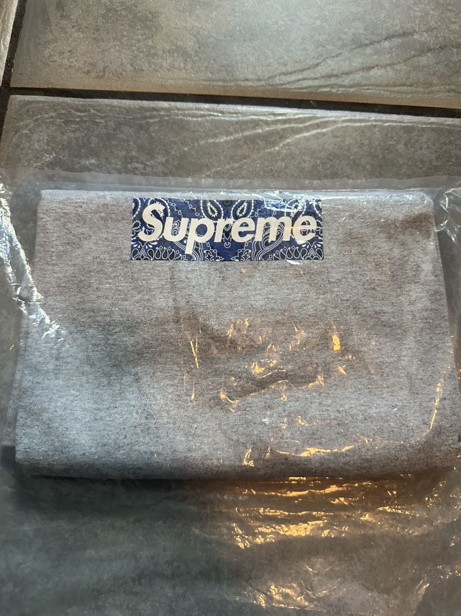 Supreme Supreme Bandana Box Logo Tee Size US M / EU 48-50 / 2 - 2 Thumbnail