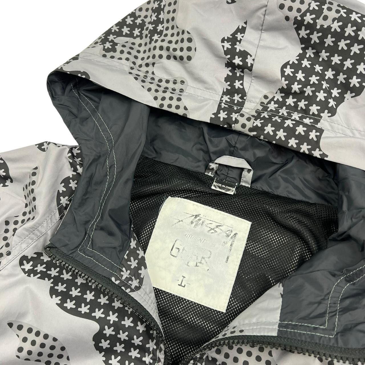Stussy Vintage Stussy Camo Hoodie / Light Jacket - Large Size US L / EU 52-54 / 3 - 7 Thumbnail