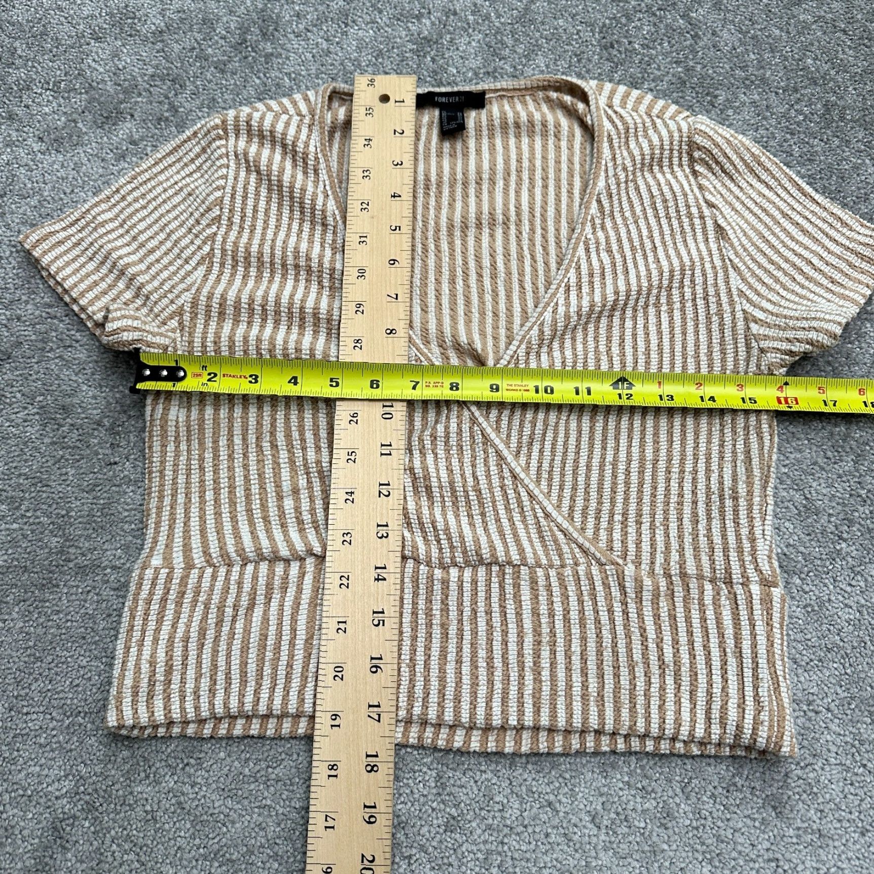 Forever 21 Forever 21 Blouse Shirt Juniors XL Brown White Striped V-Neck Short Sleeve Knit Top Ladies Womens Size XL / US 12-14 / IT 48-50 - 6 Thumbnail