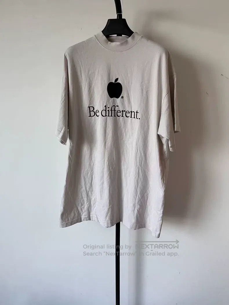 Balenciaga Balenciaga Letter Apple Logo Printed Loose Short Sleeve T- Size US S / EU 44-46 / 1 - 1 Thumbnail