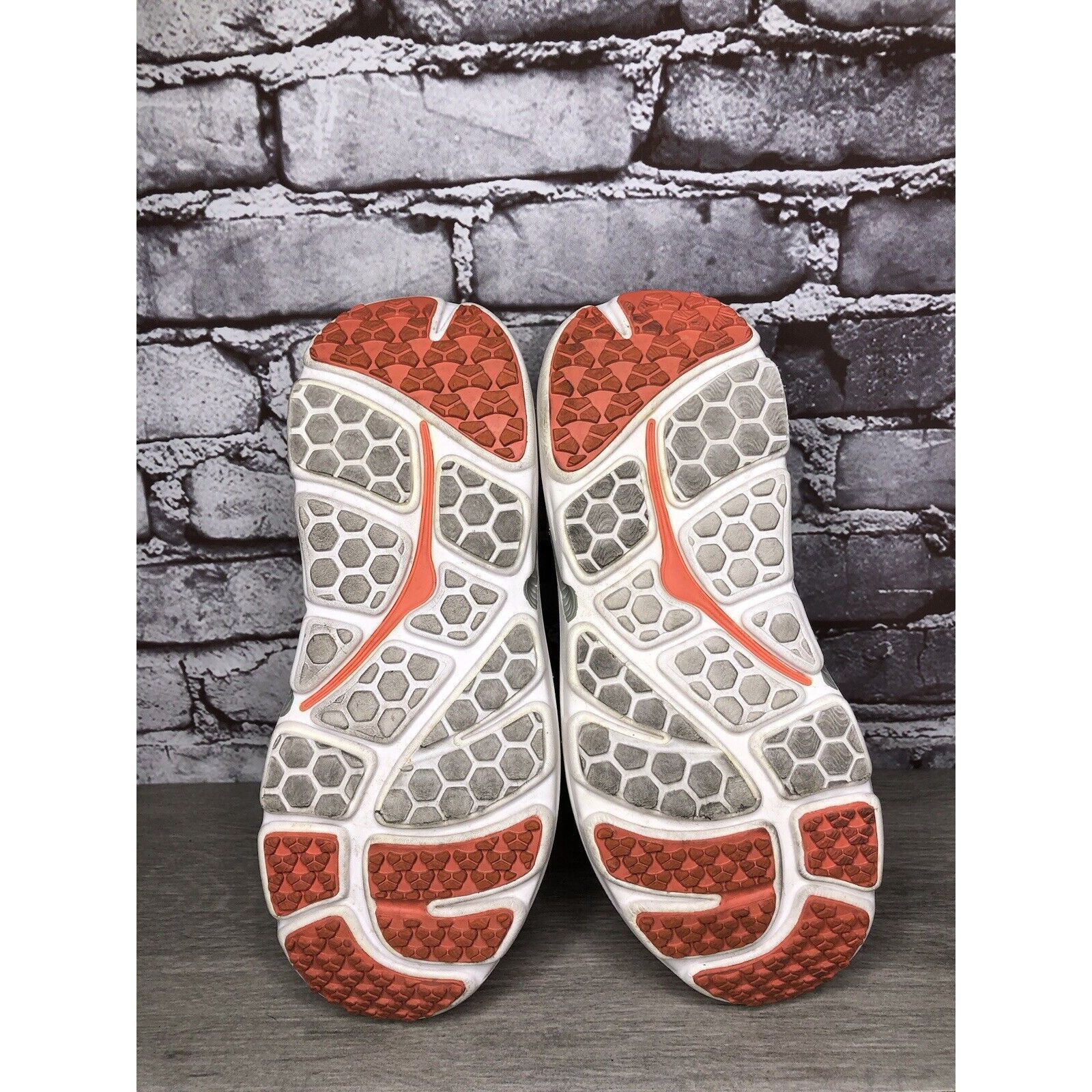 Hoka Hoka One One Bondi 3 Coral Orange Synthetic Lace Up Gym Runn Size US 7.5 / IT 37.5 - 10 Thumbnail