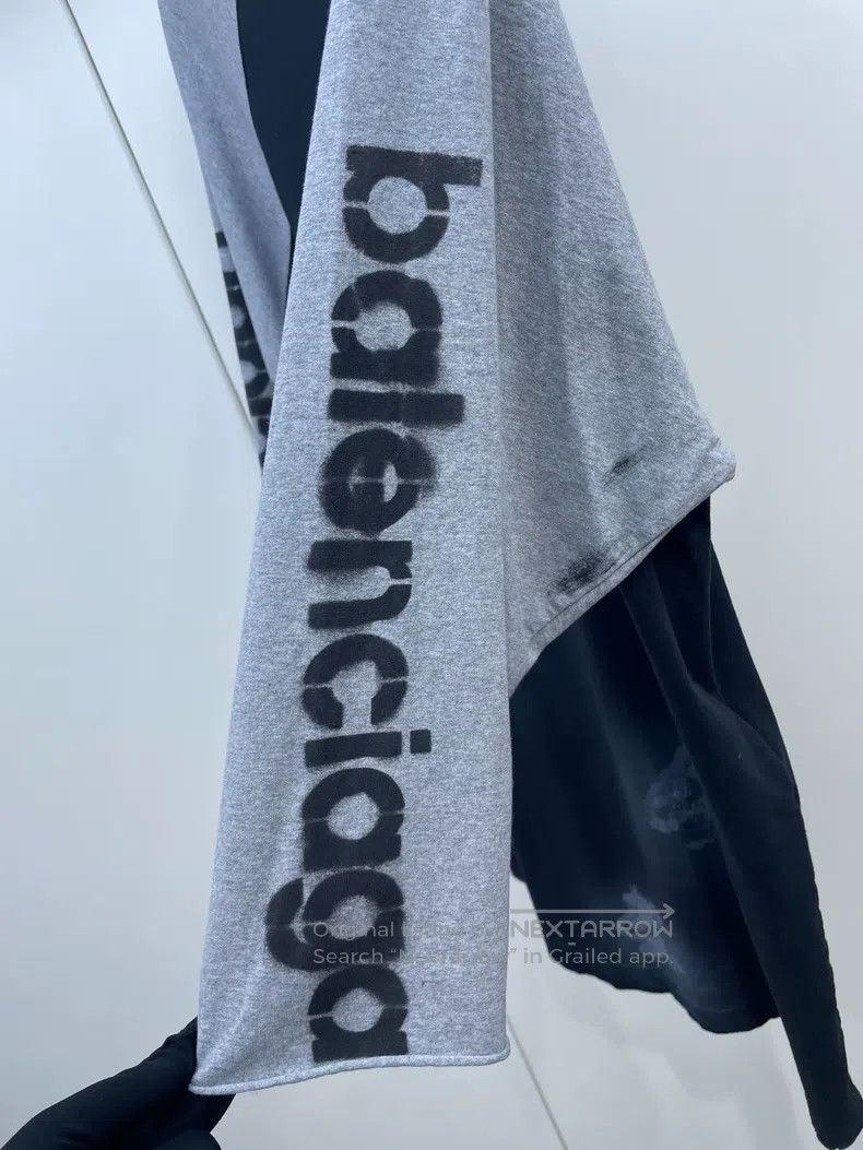 Balenciaga Balenciaga Letter Sleeve Hooded Loose T-Shirt Size US S / EU 44-46 / 1 - 5 Thumbnail