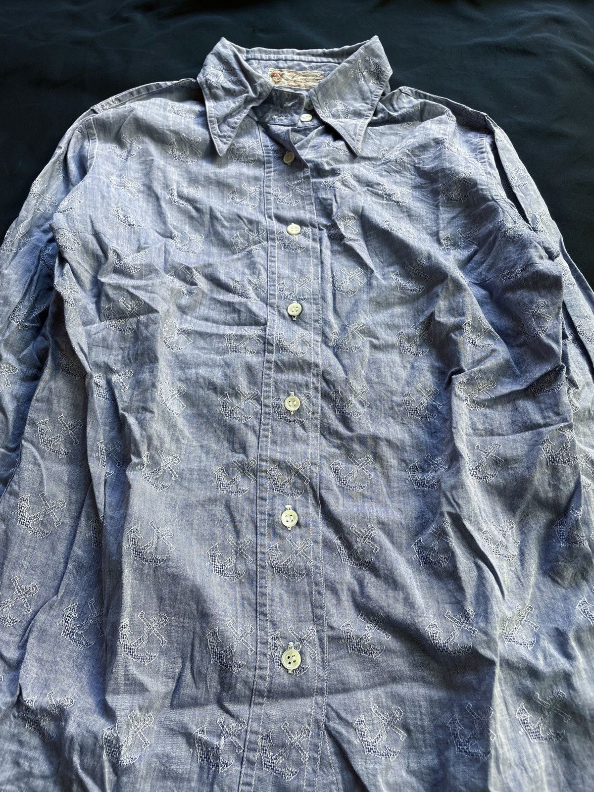 Gucci GUCCI 70S ANCHOR EMBOSSED BUTTON DOWN SHIRT Size S / US 4 / IT 40 - 2 Thumbnail