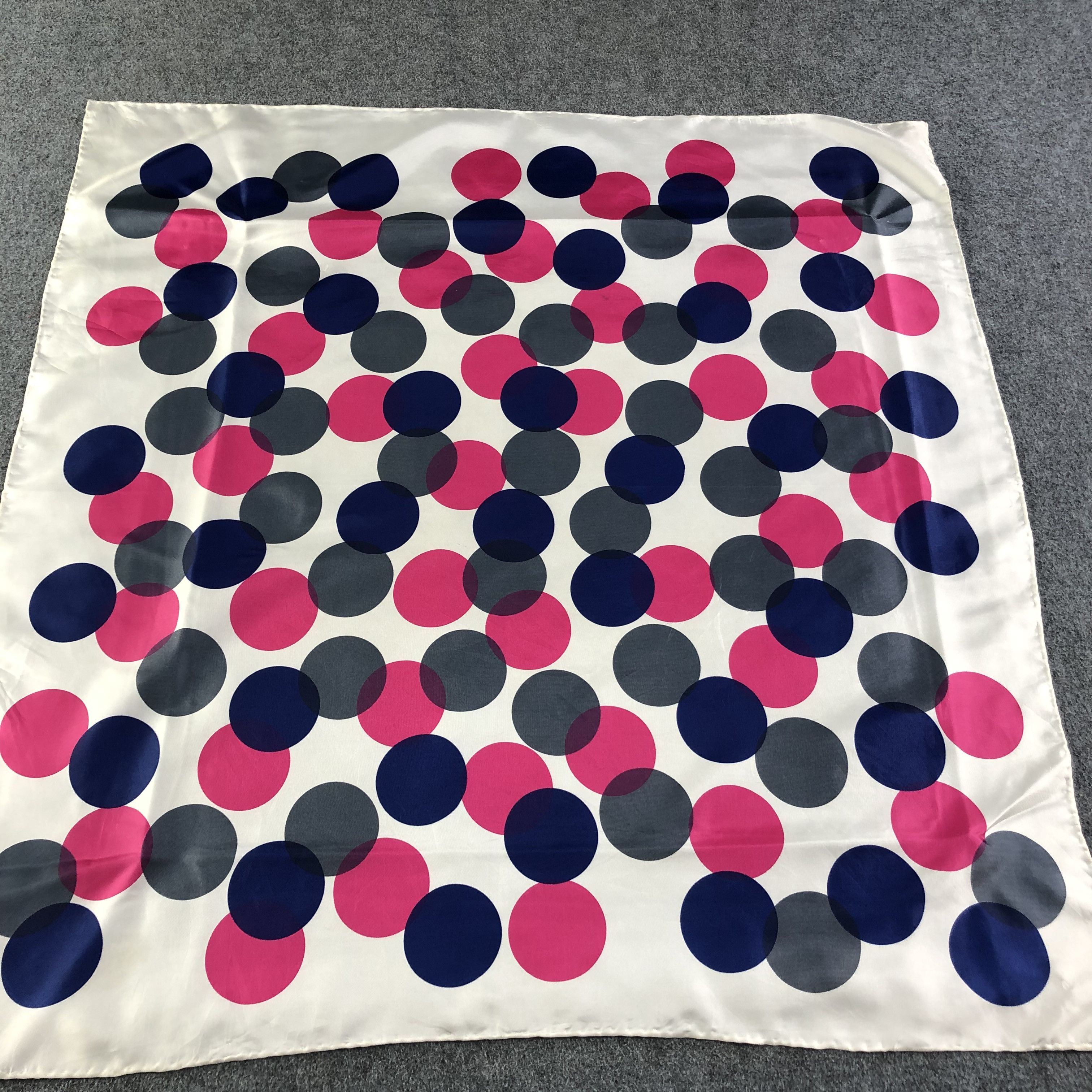 Vintage Polka Dots Hand Rolled Scarf M407 Size ONE SIZE - 1 Thumbnail