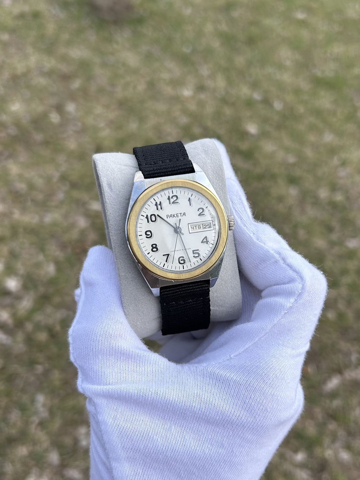 Vintage Vintage Watch Raketa Mechanical USSR Soviet Authentic 1980s Size ONE SIZE - 11 Thumbnail