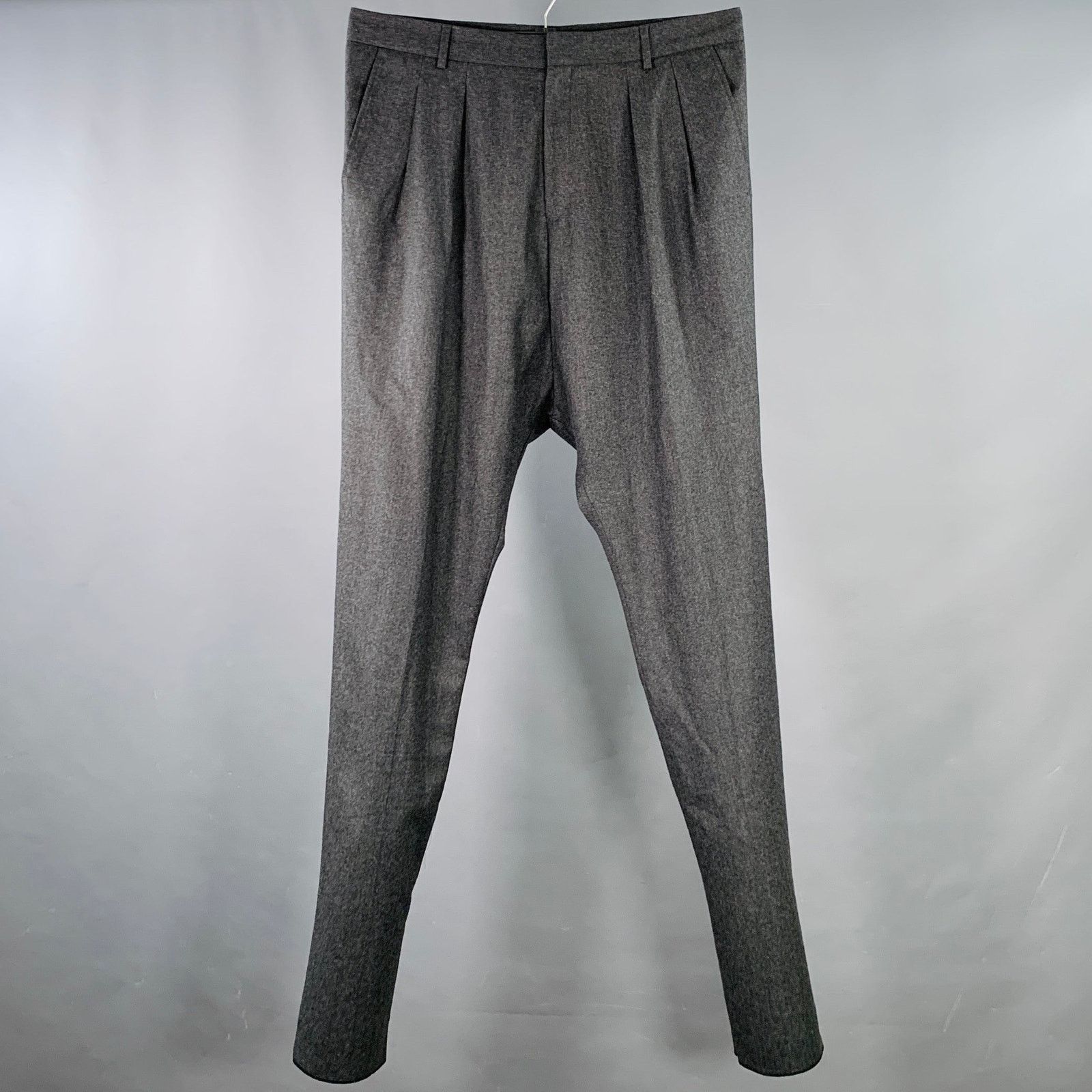 Givenchy GIVENCHY Size 36 Grey Charcoal Wool Pleated Dress Pants Size US 36 / EU 52 - 1 Thumbnail