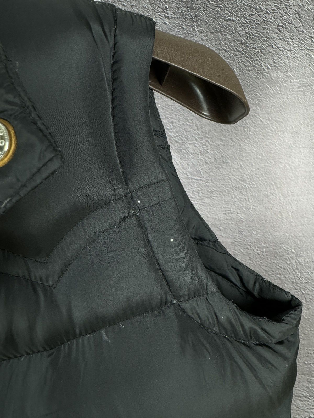 True Religion True Religion vintage black nylon women’s down vest gilet Size S / US 4 / IT 40 - 5 Thumbnail