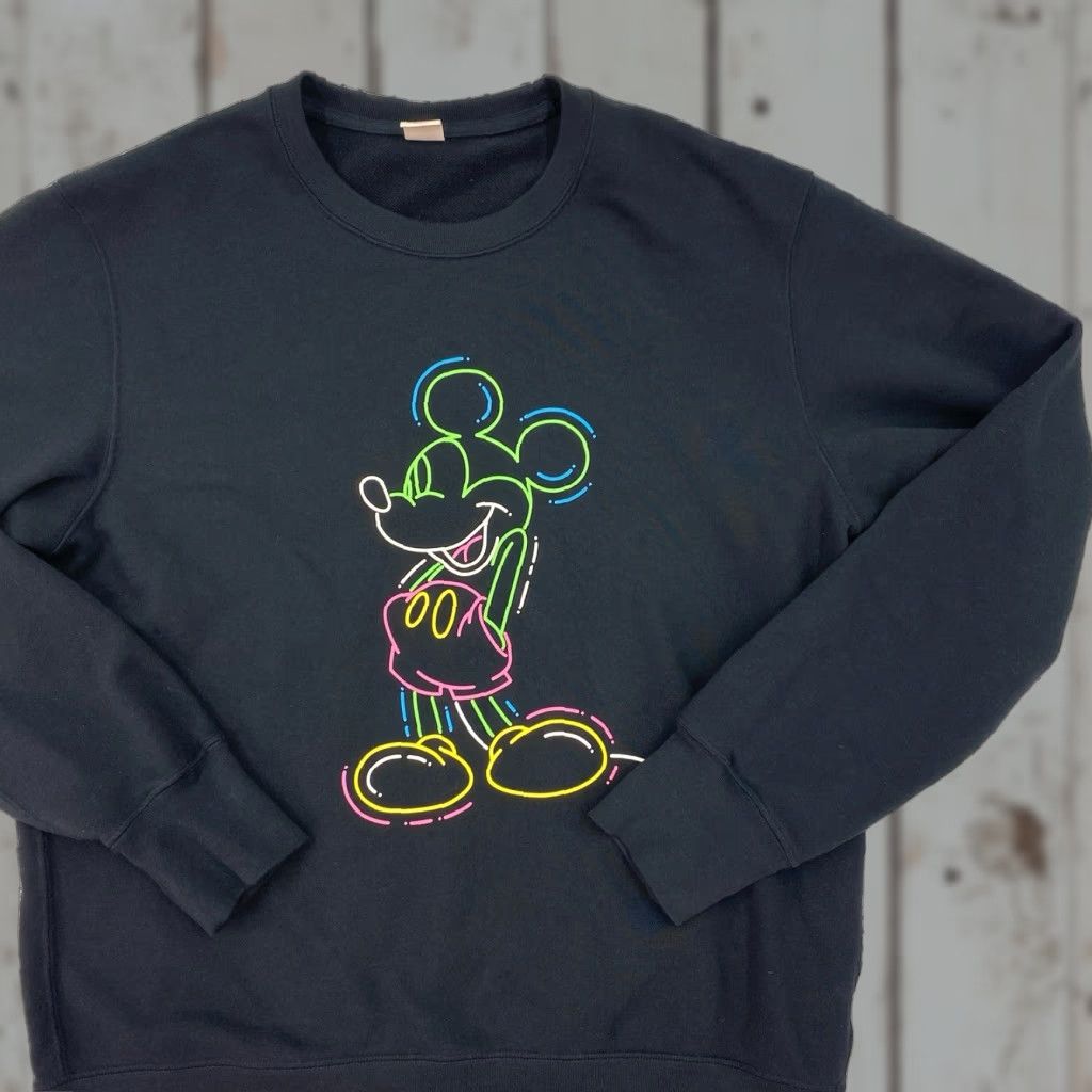 Uniqlo VINTAGE UNIQLO x DISNEY Black Neon Mickey Mouse Graphic Pullover Sweatshirt Mens L Size US L / EU 52-54 / 3 - 1 Thumbnail