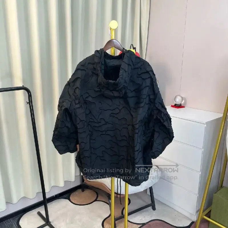 Dior Dior Black Hooded Women's Jacket . Size XS / US 0-2 / IT 36-38 - 2 Thumbnail