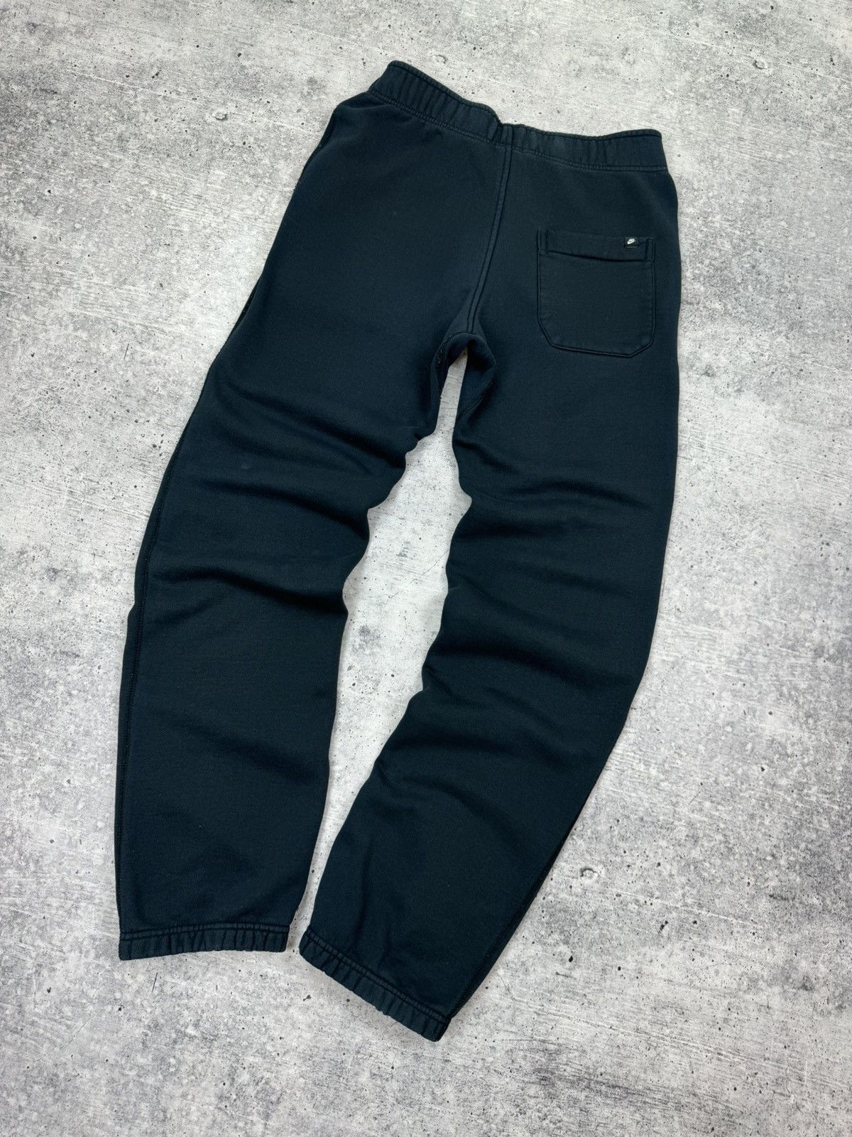 Nike Vintage Nike Swoosh Logo Dark Blue Sweatpants Track Pants S Size US 30 / EU 46 - 18 Thumbnail