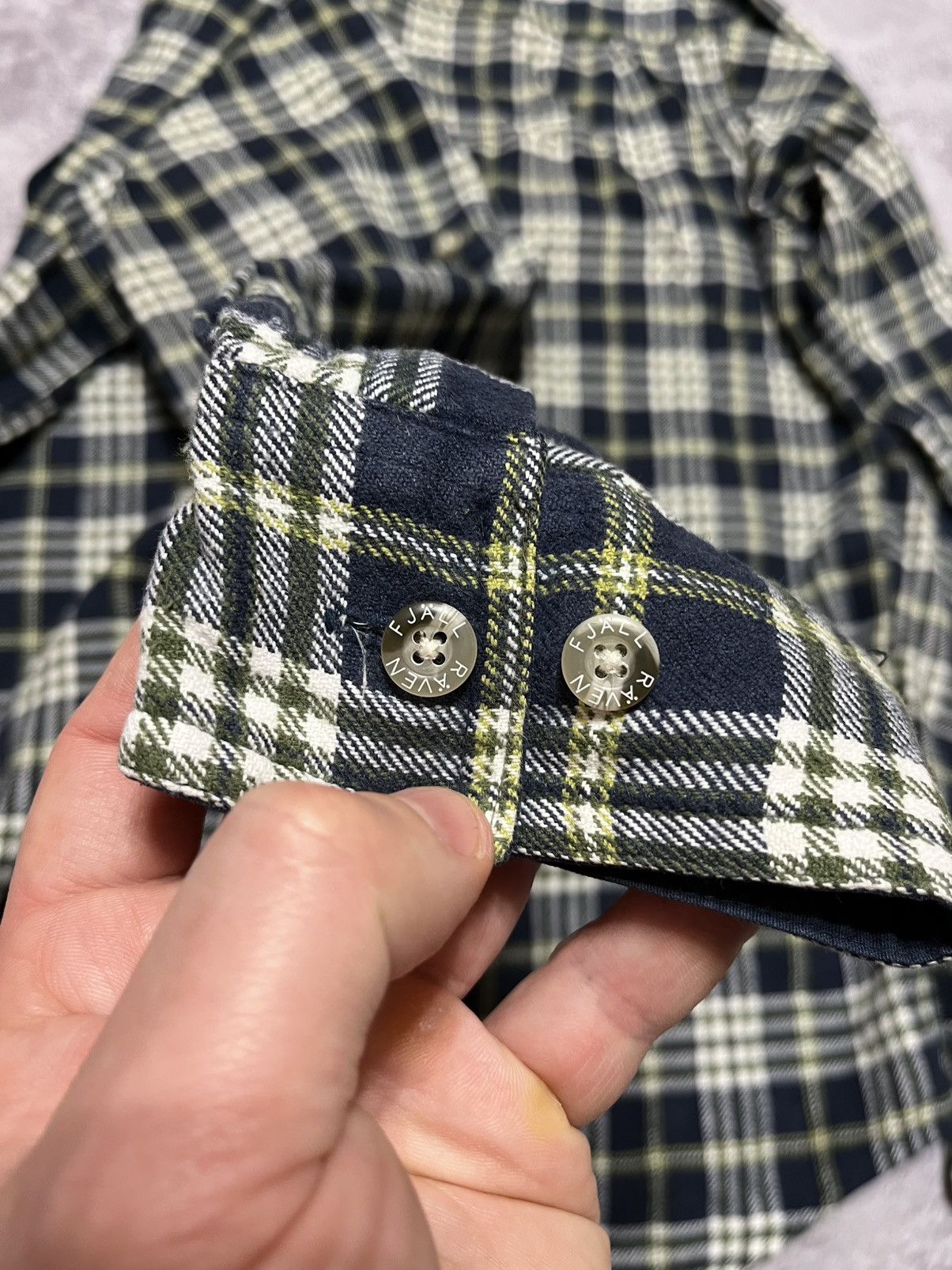 Fjallraven Fjallraven up button Duck shirt Size US M / EU 48-50 / 2 - 5 Thumbnail