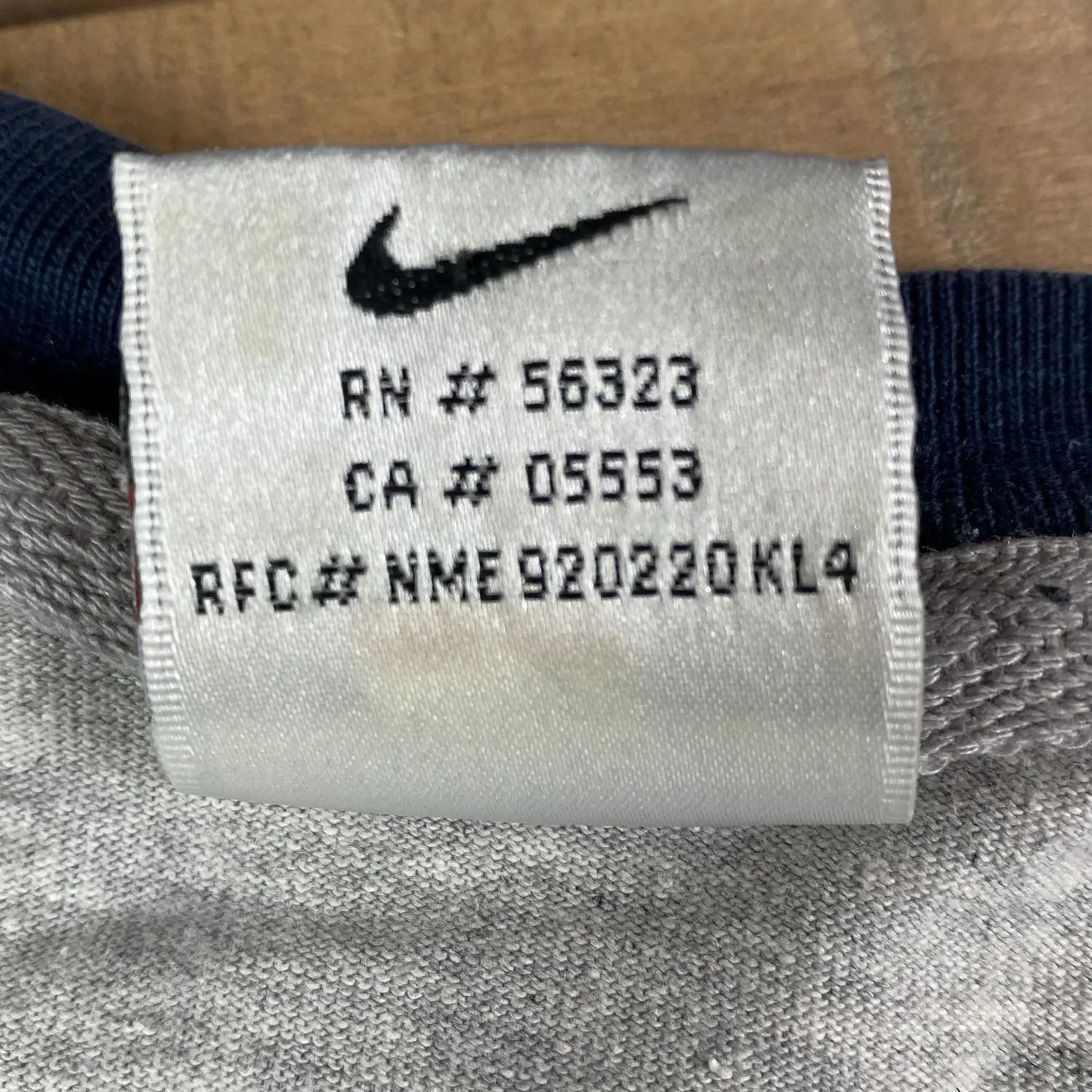 Nike × Vintage Mens Vintage T Shirt Nike Big Logo Size XL Size US XL / EU 56 / 4 - 6 Thumbnail