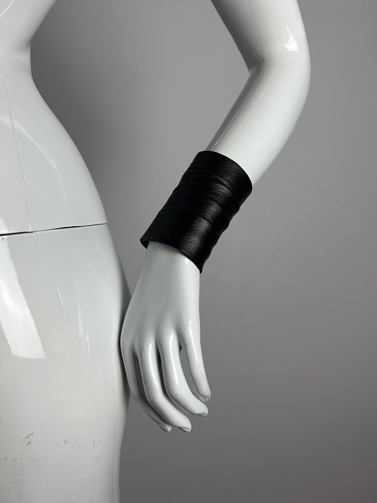 Other Black leather handmade bracelet Size ONE SIZE - 4 Thumbnail