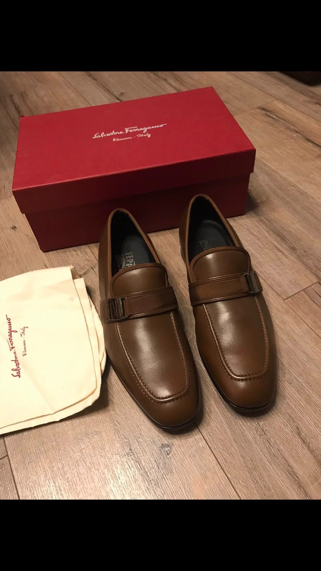 Salvatore Ferragamo Ferragamo Leather Metal Logo Casual Shoes 42.5 Size US 9.5 / EU 42-43 - 1 Thumbnail