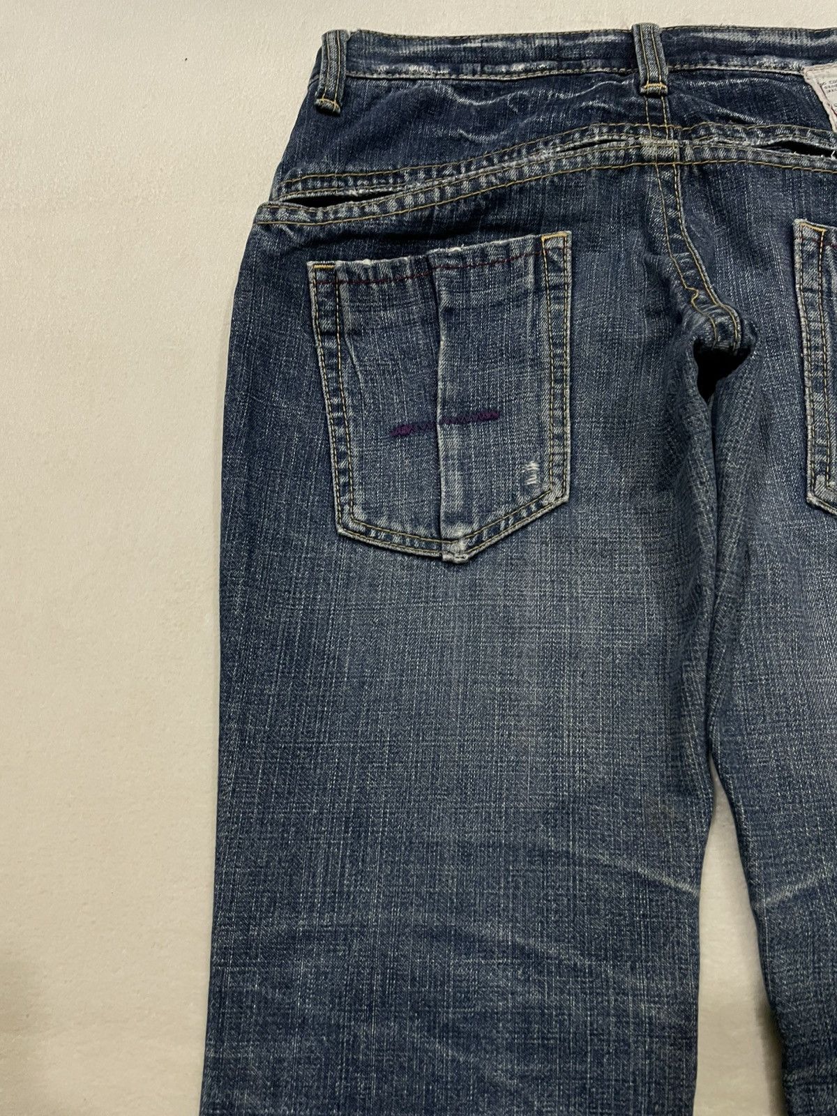 Japanese Brand Vintage Japanese Brand Straight Cut Distressed Faded Jeans Size US 30 / EU 46 - 16 Thumbnail