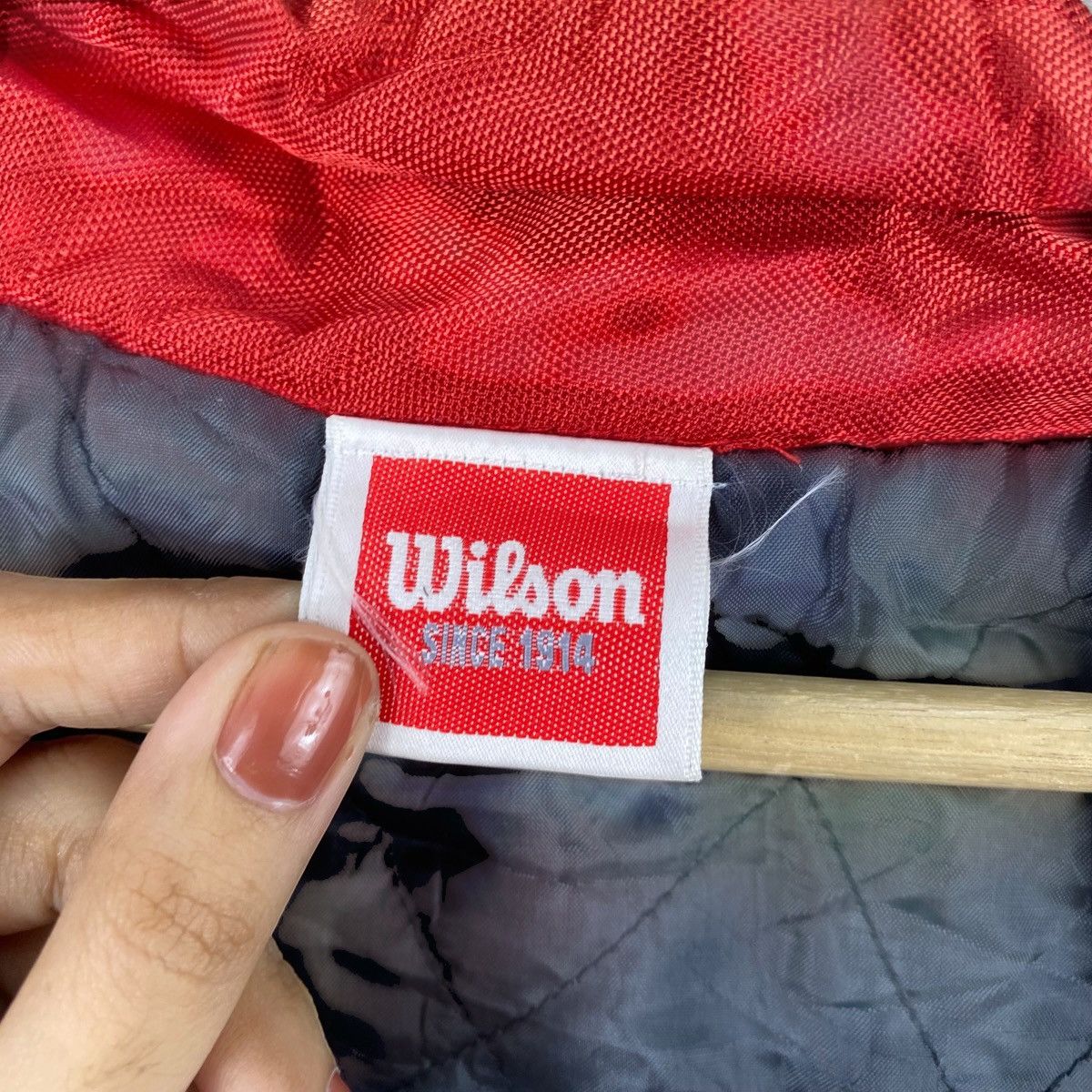 Vintage Vintage WILSON Hooded Windbreaker Jacket Big Logo Spell Size US XL / EU 56 / 4 - 10 Thumbnail